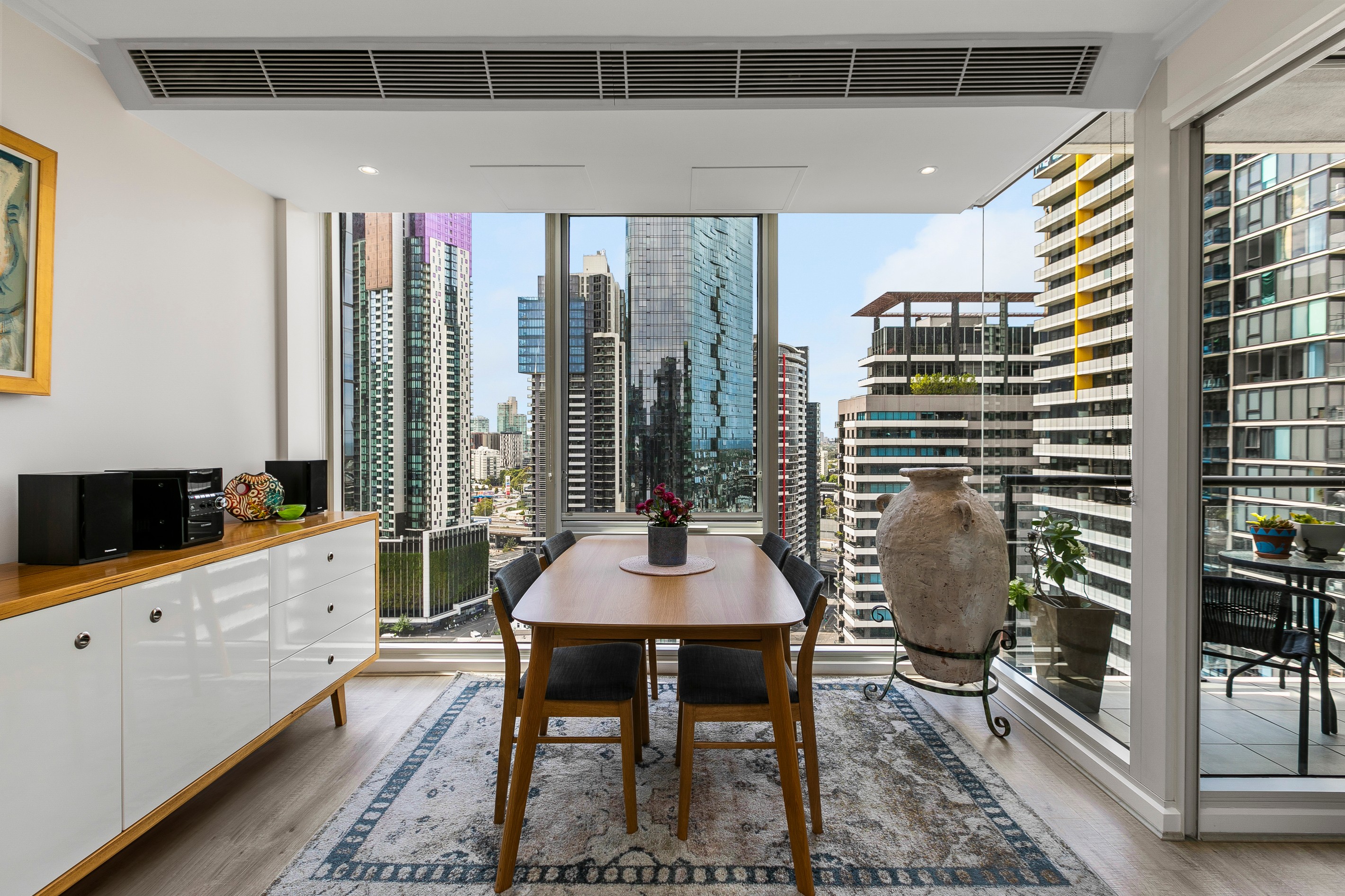 2206/63 Whiteman Street, Southbank, VIC 3006