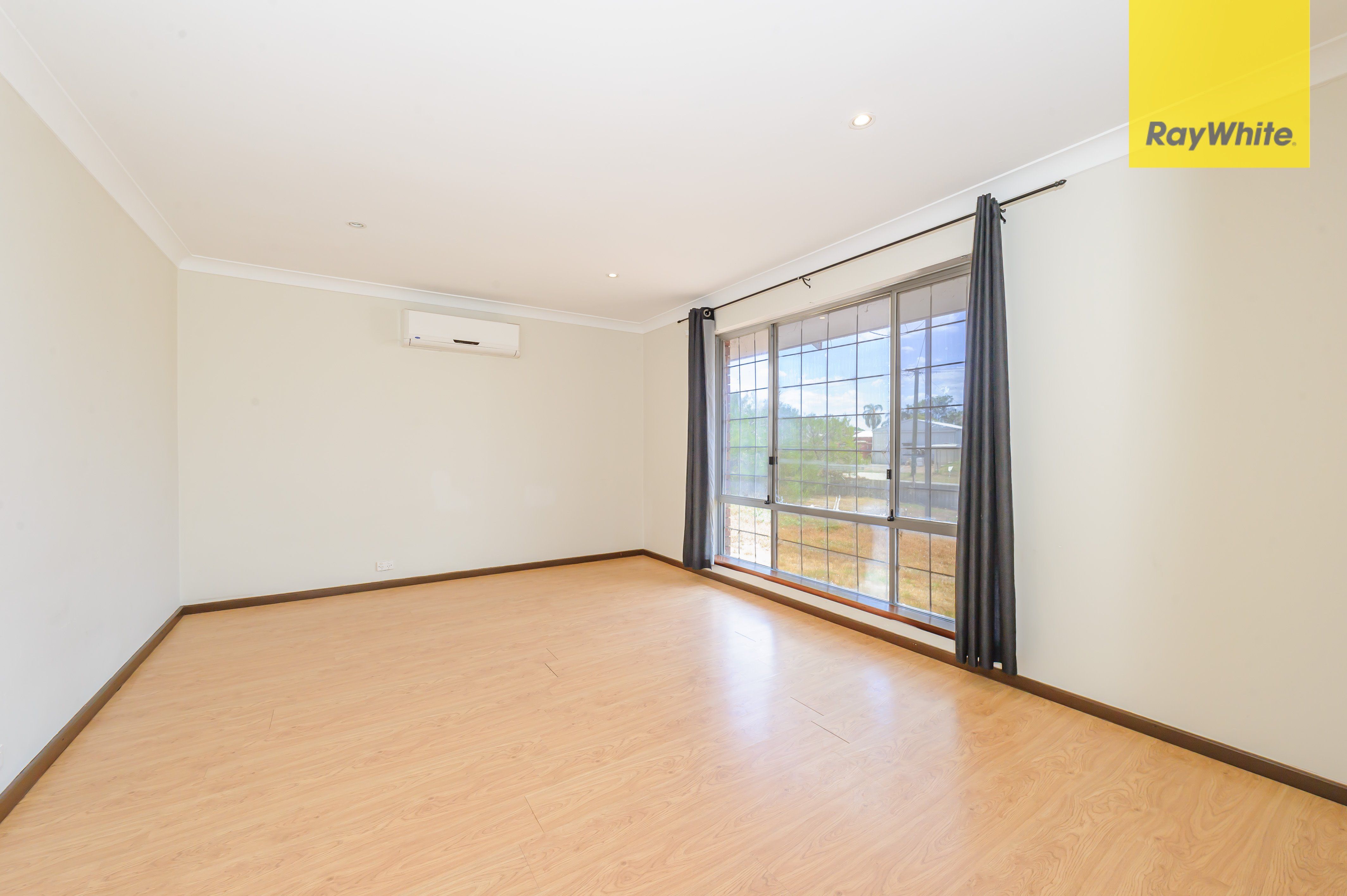 40 Upperthong Street, Bullsbrook, WA 6084 House for Sale Ray White