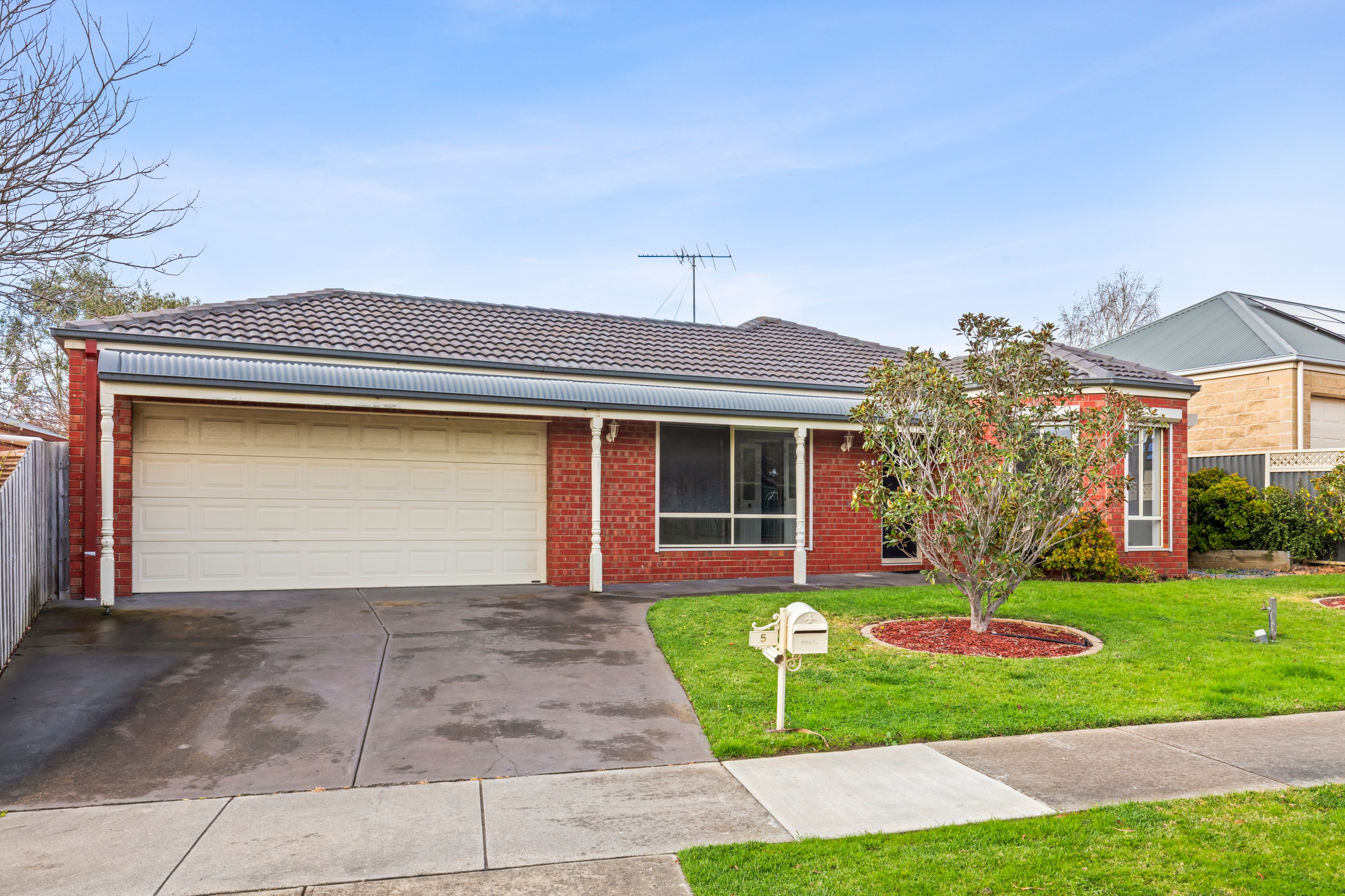 5 Resolute Drive, Waurn Ponds, VIC 3216