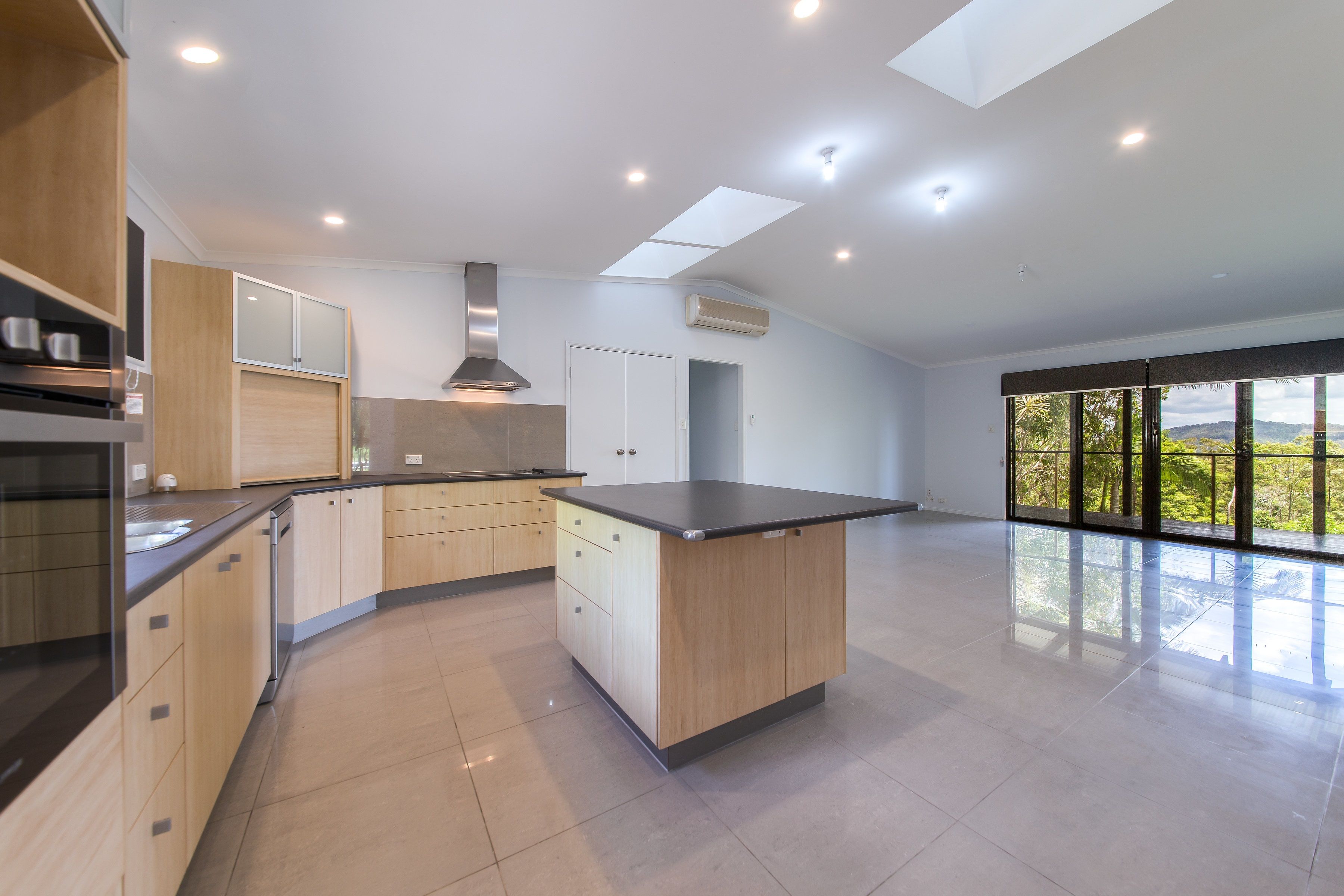 205 Mons School Road, Buderim, QLD 4556