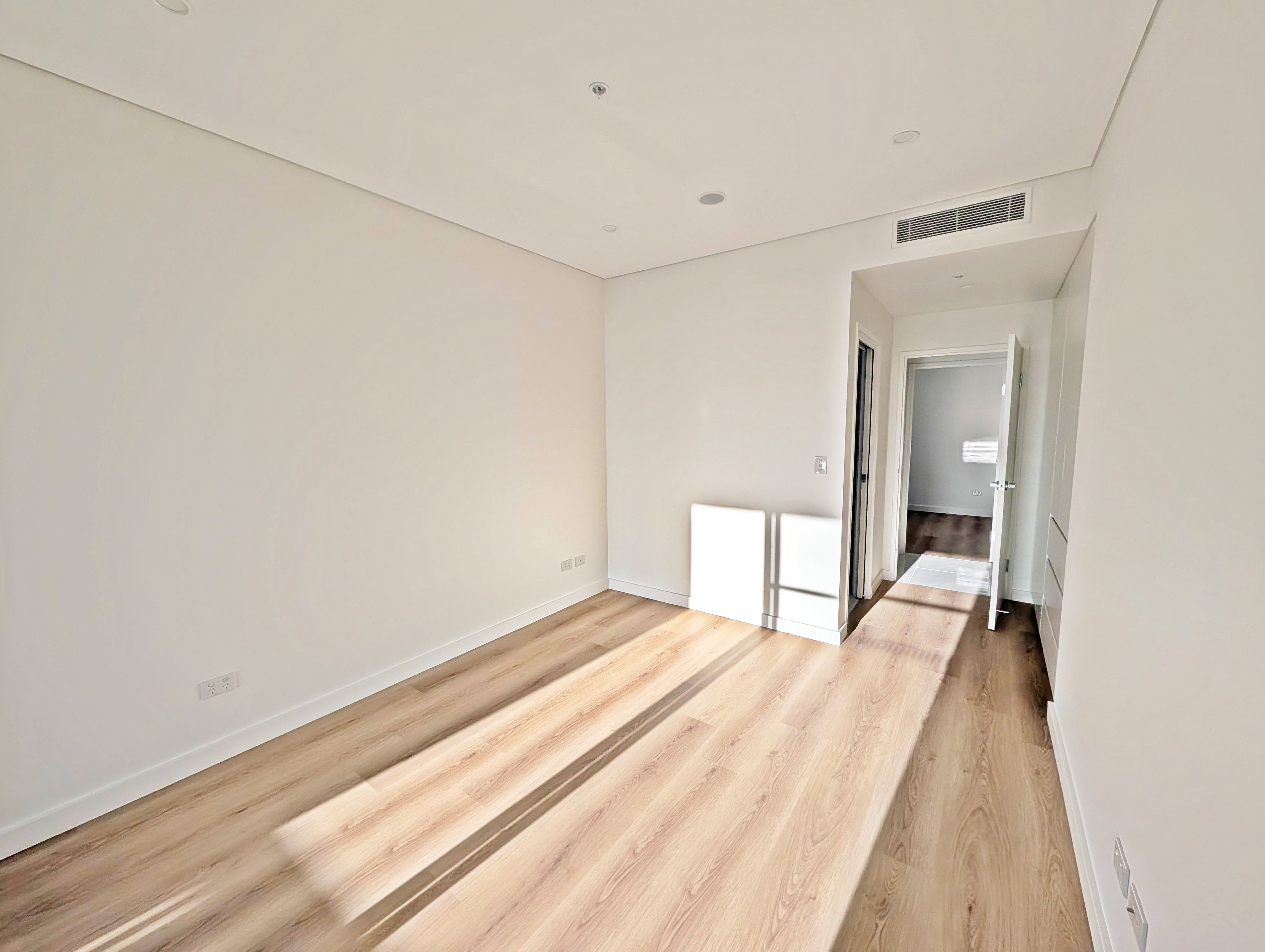 3 Bedroom Units/27-33 Ascot Street — photo 6 of 23