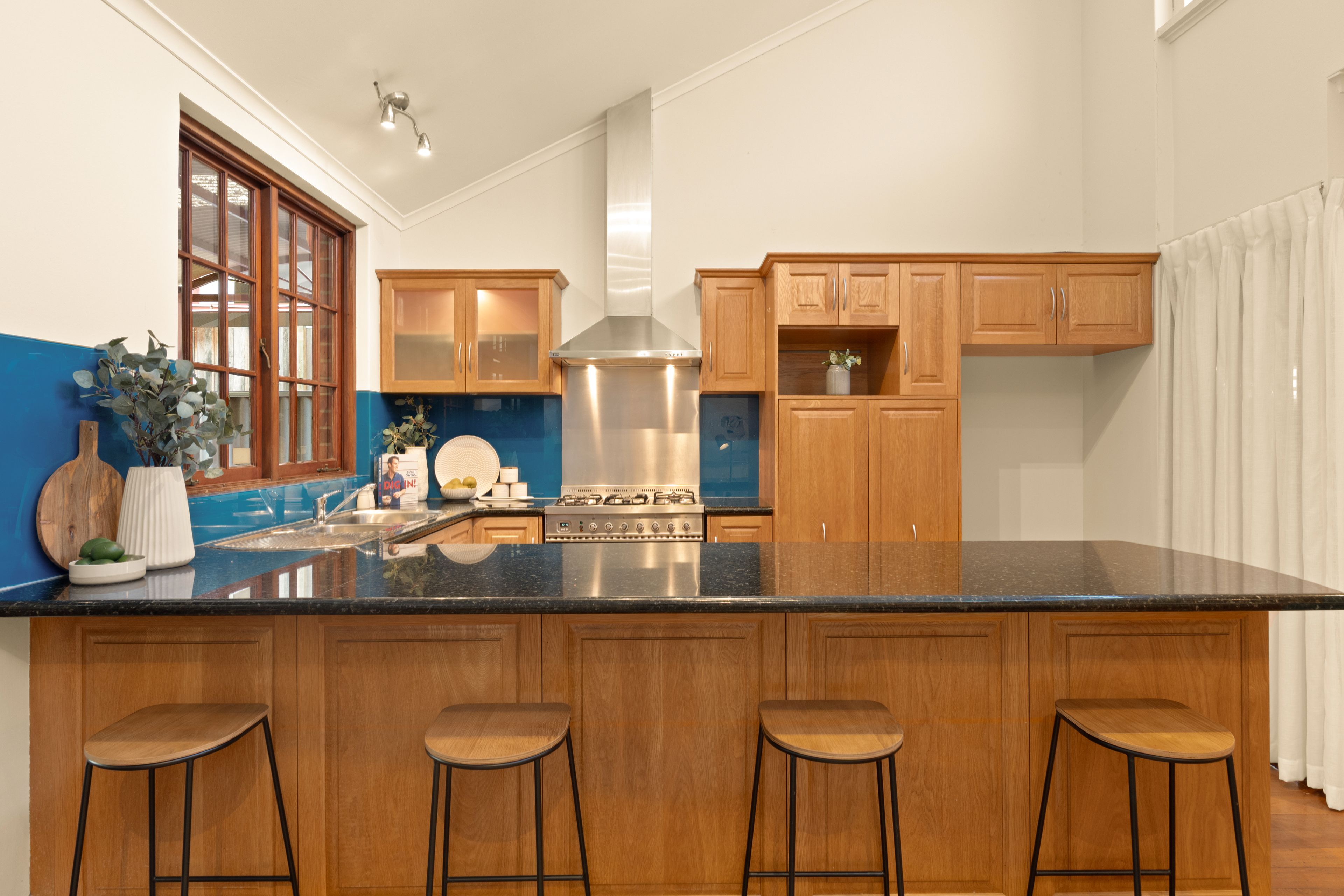 63 Rookwood Street — photo 8 of 28