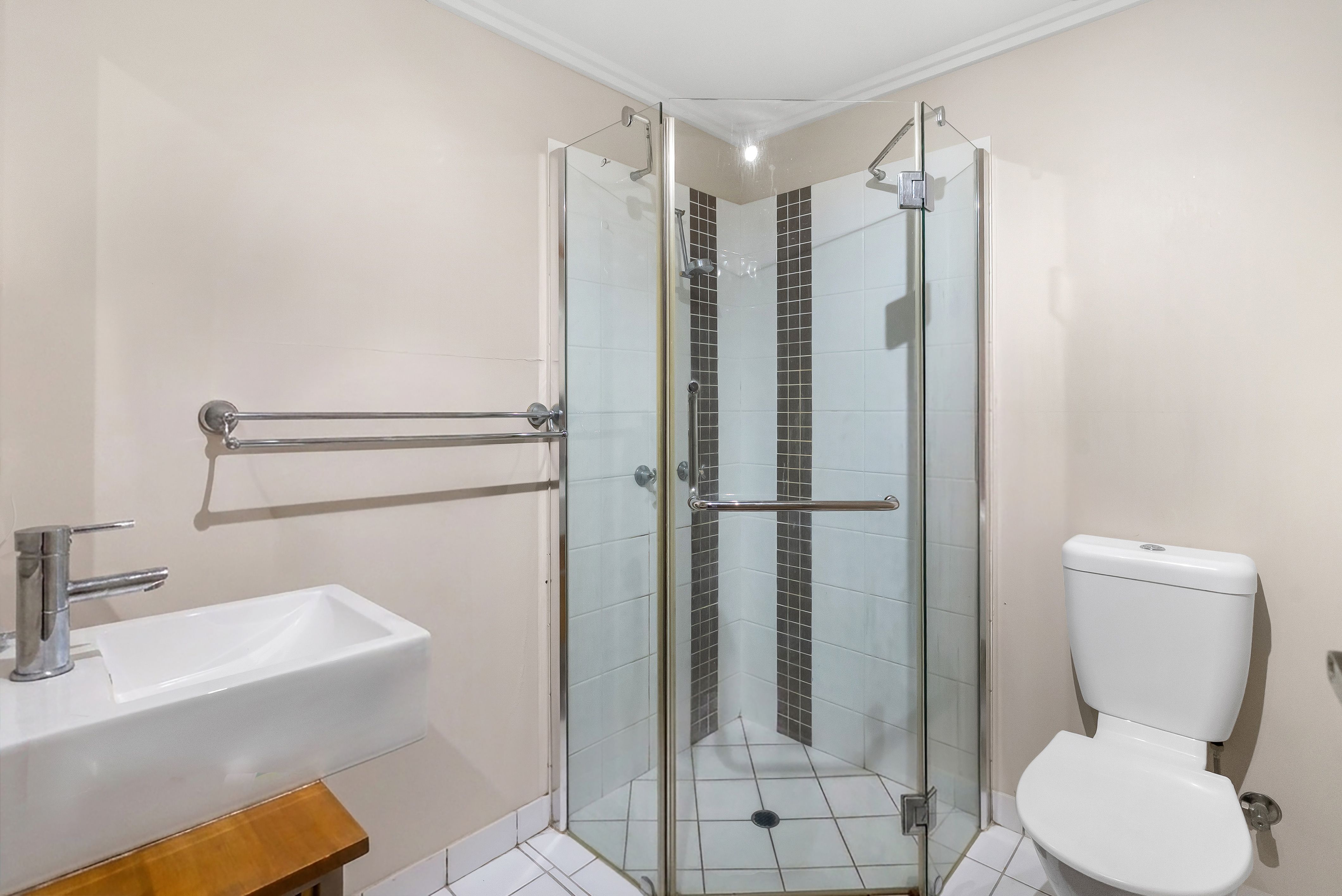 121/58-62 Ardisia Street — photo 13 of 18