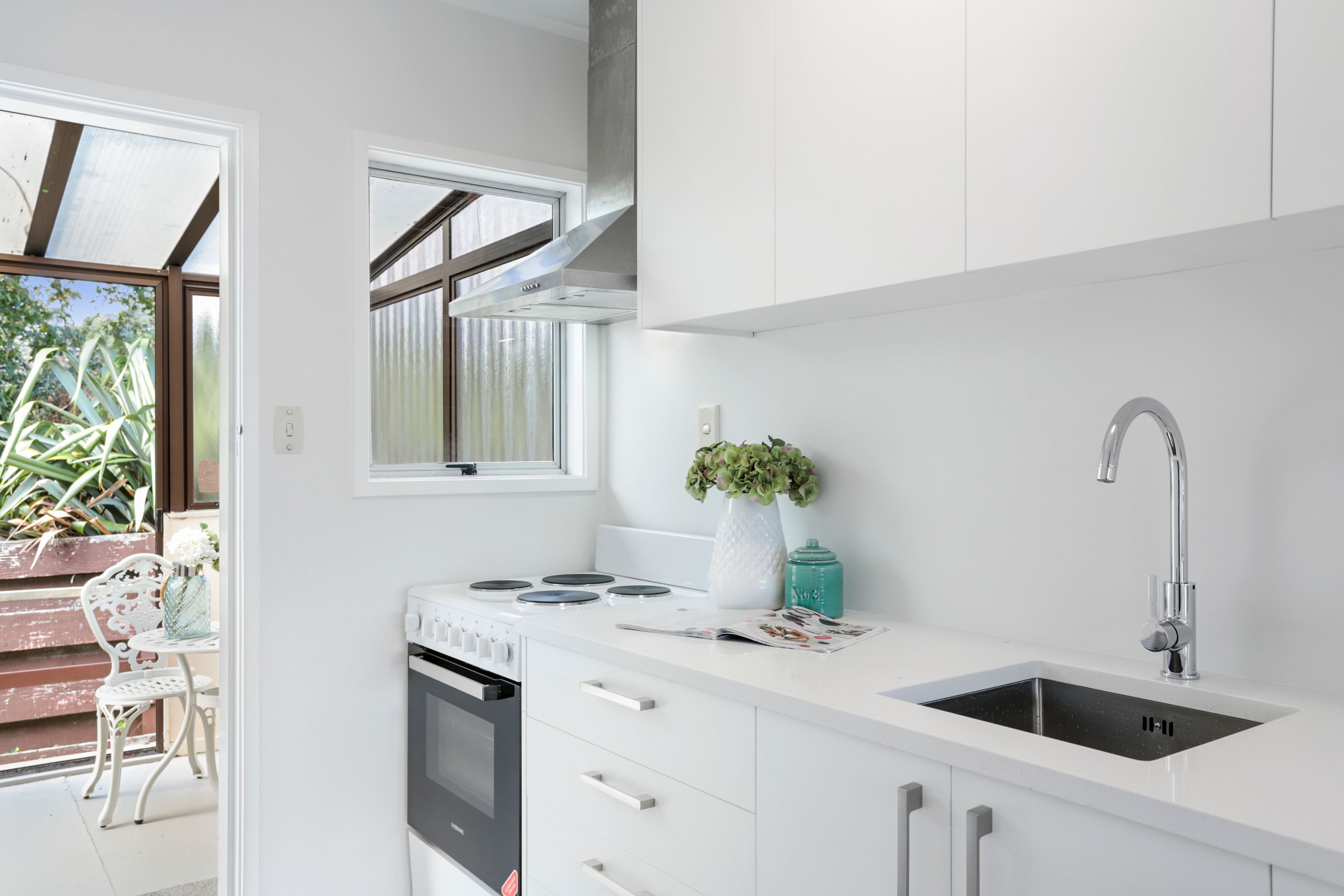 3/11a Bayside Avenue, Te Atatu Peninsula, Waitakere City