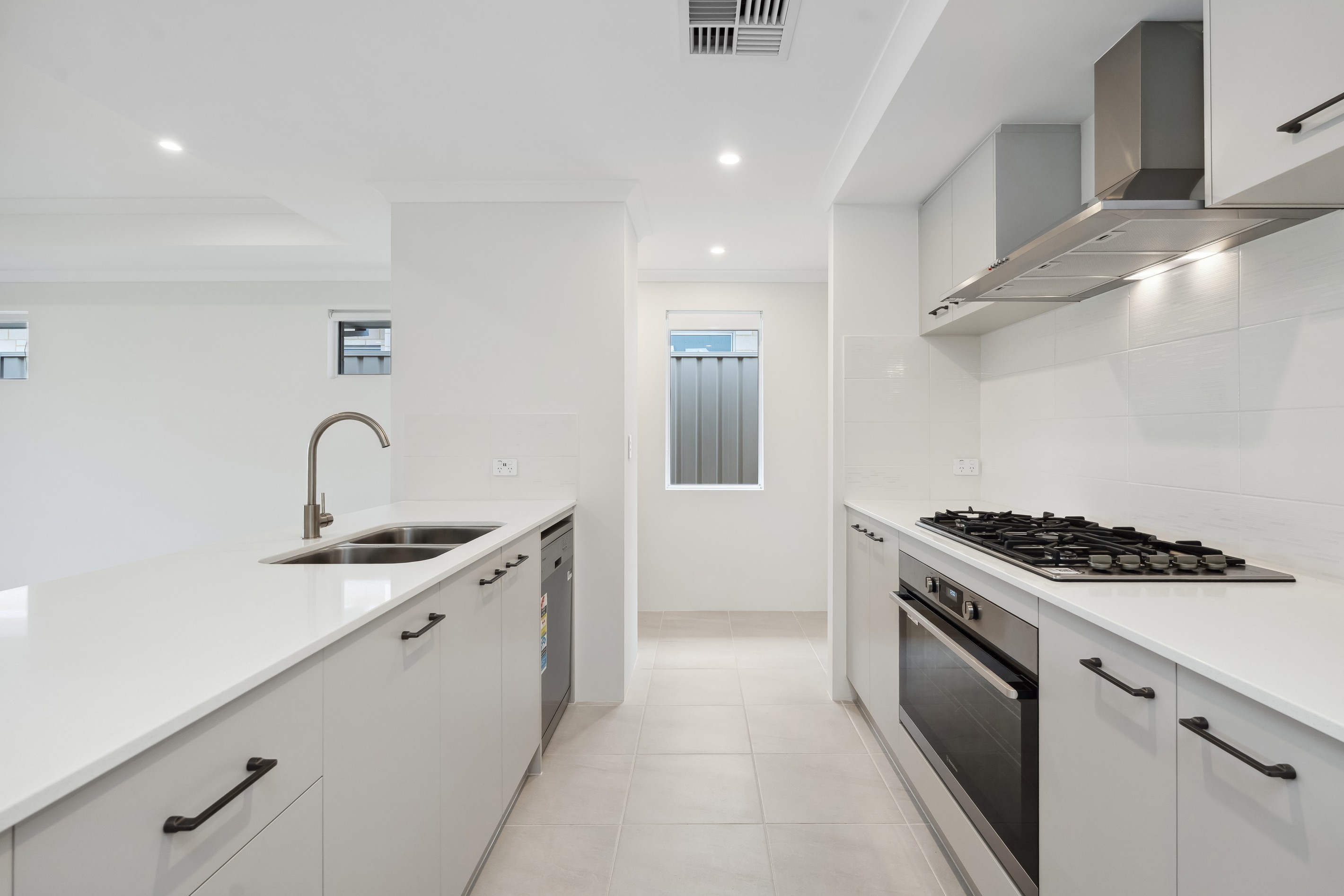 12 Dunraven Road, Two Rocks, WA 6037