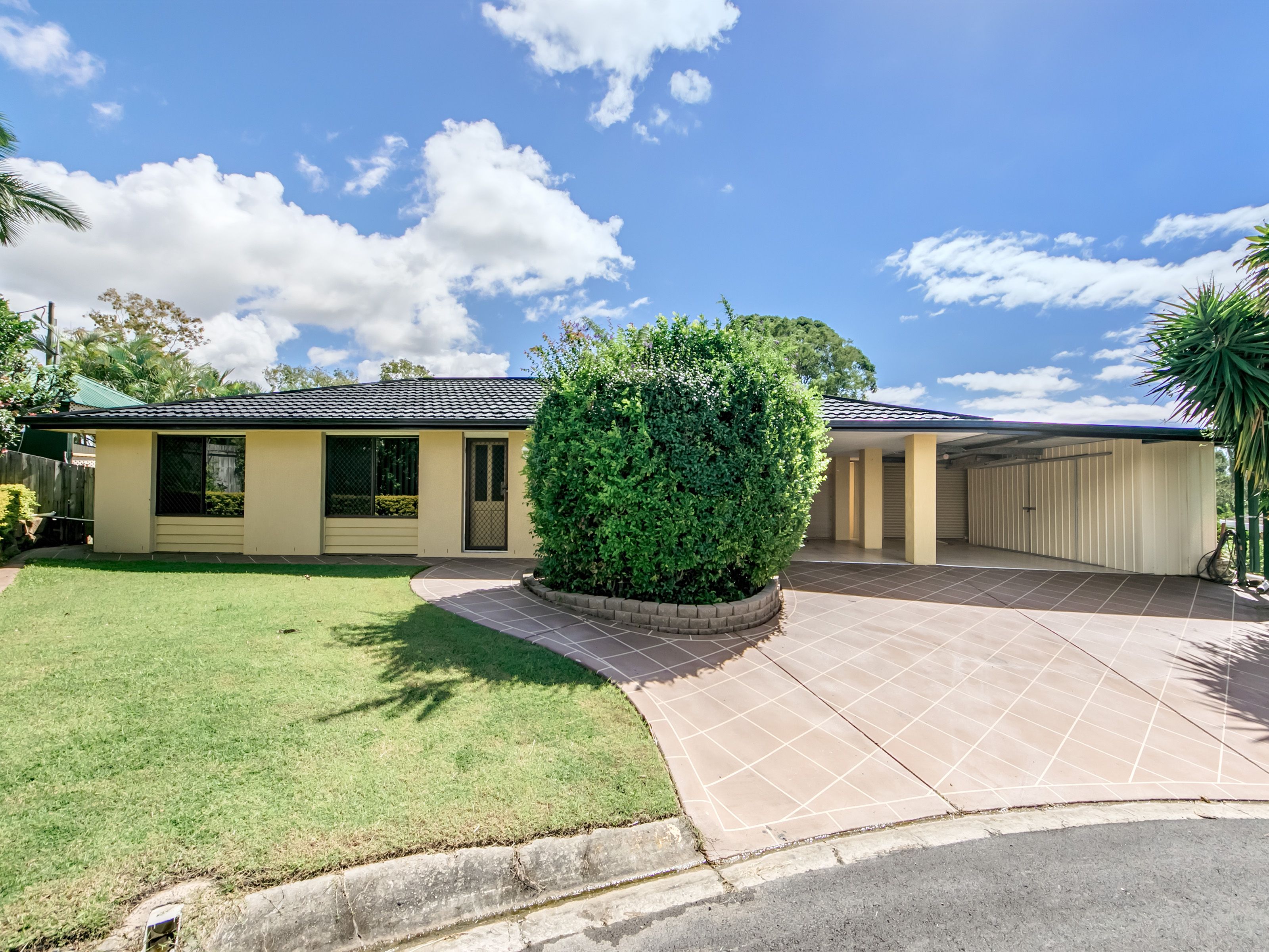 27 Meadow Brook Crescent, Merrimac, QLD 4226