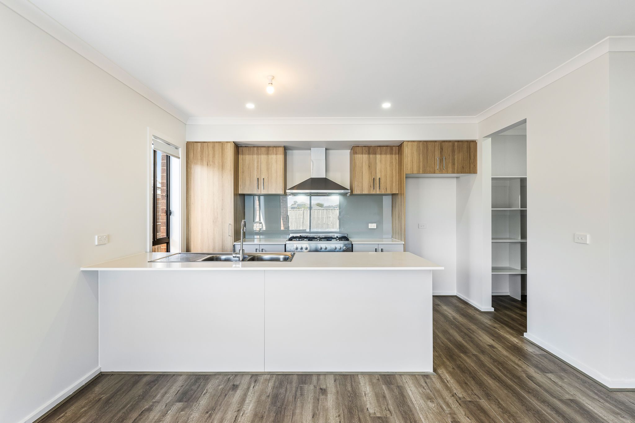 145 Elmslie Drive, Cranbourne East, VIC 3977