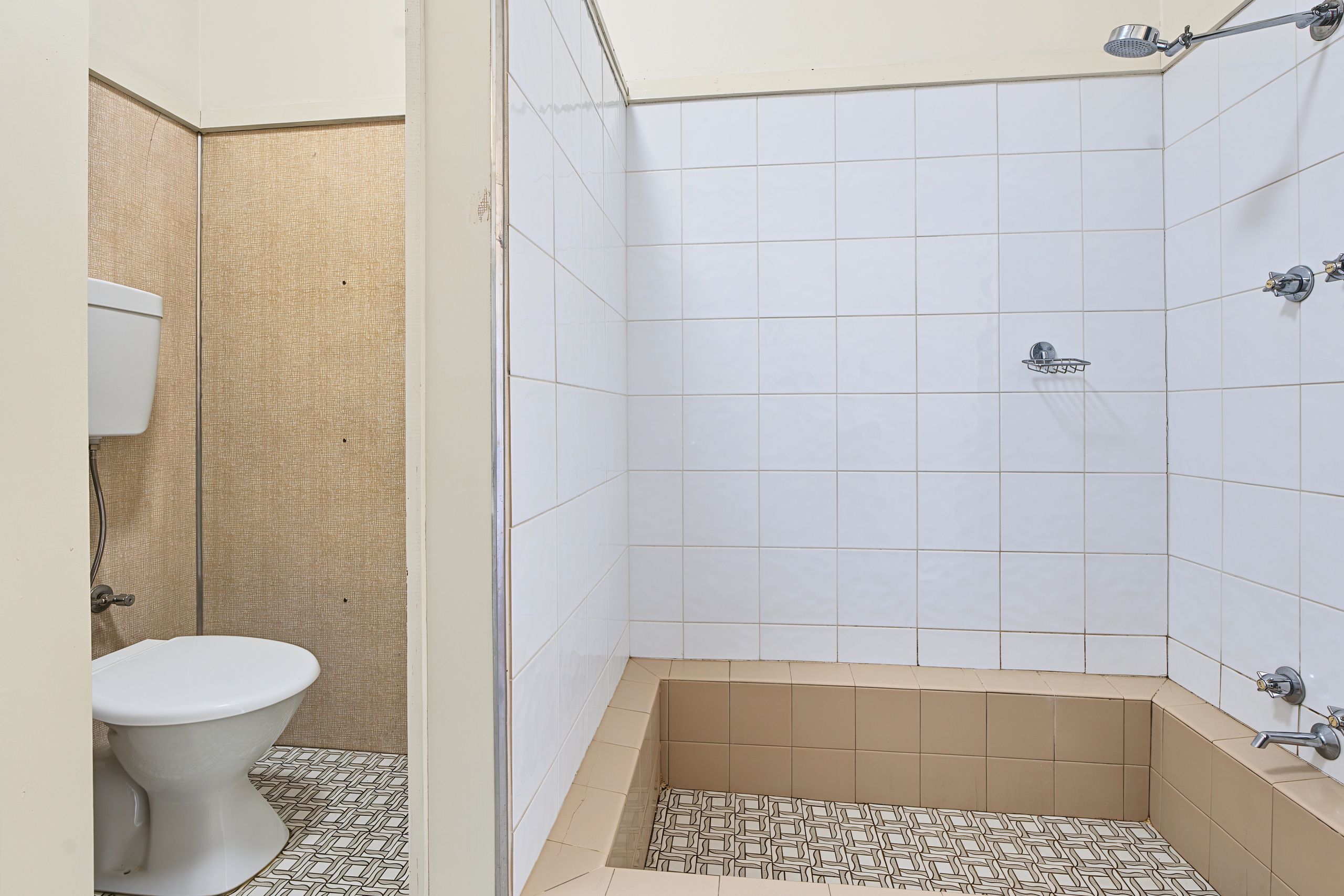1/825 Mate Street — photo 8 of 10