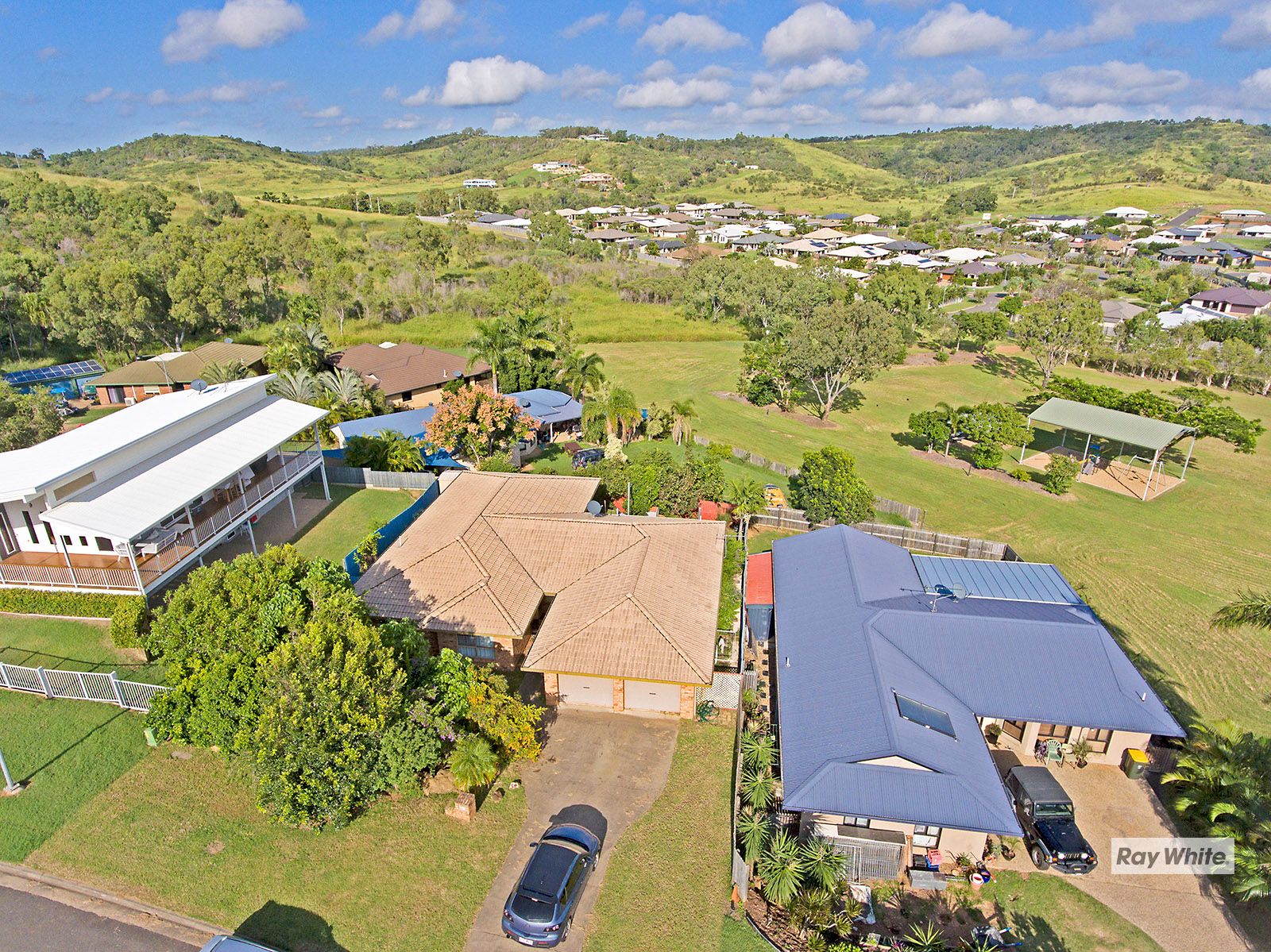 19 Waterview Drive, Lammermoor, QLD 4703