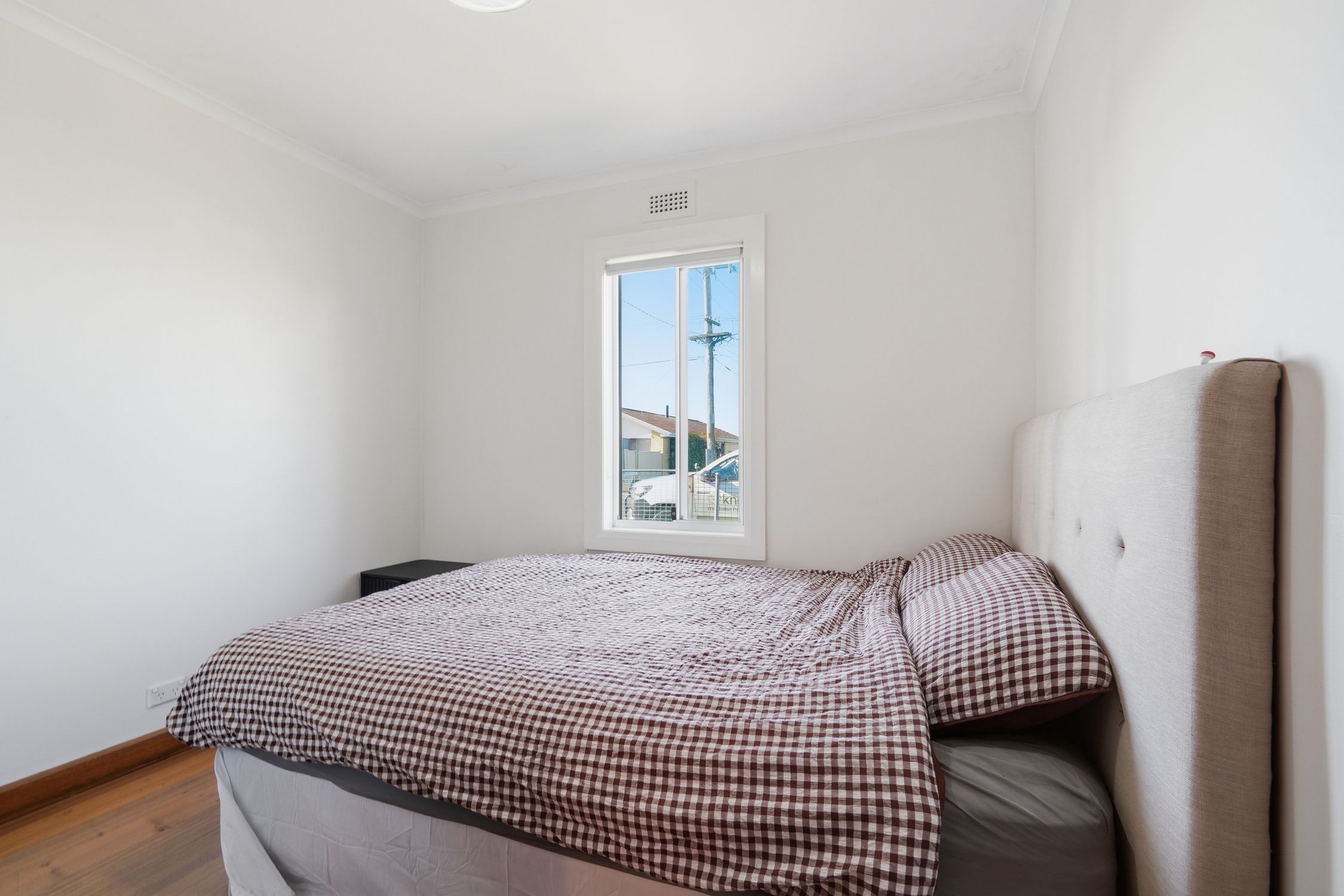 8 Cross Street — photo 13 of 19