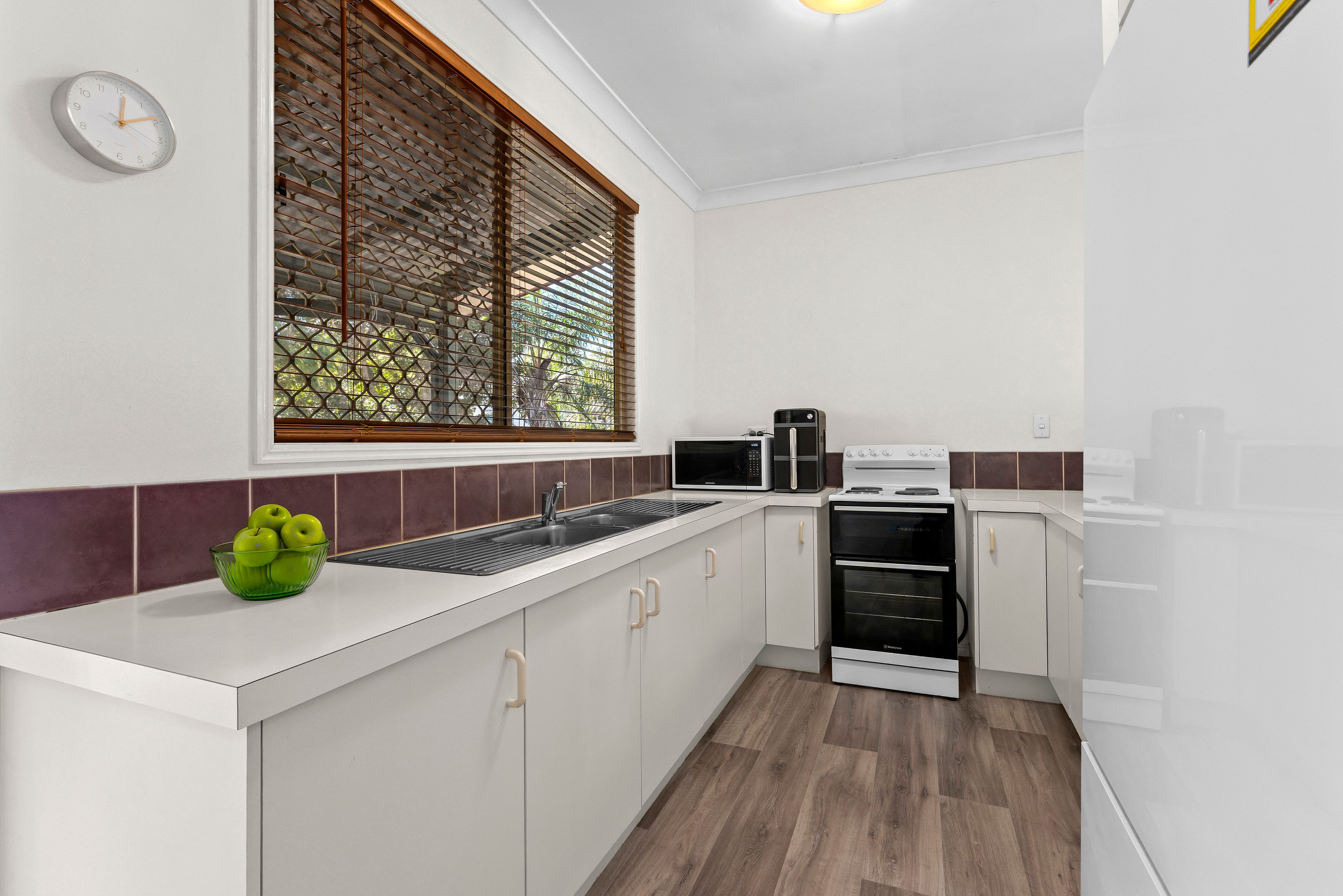 15 Kokoda Street — photo 6 of 15