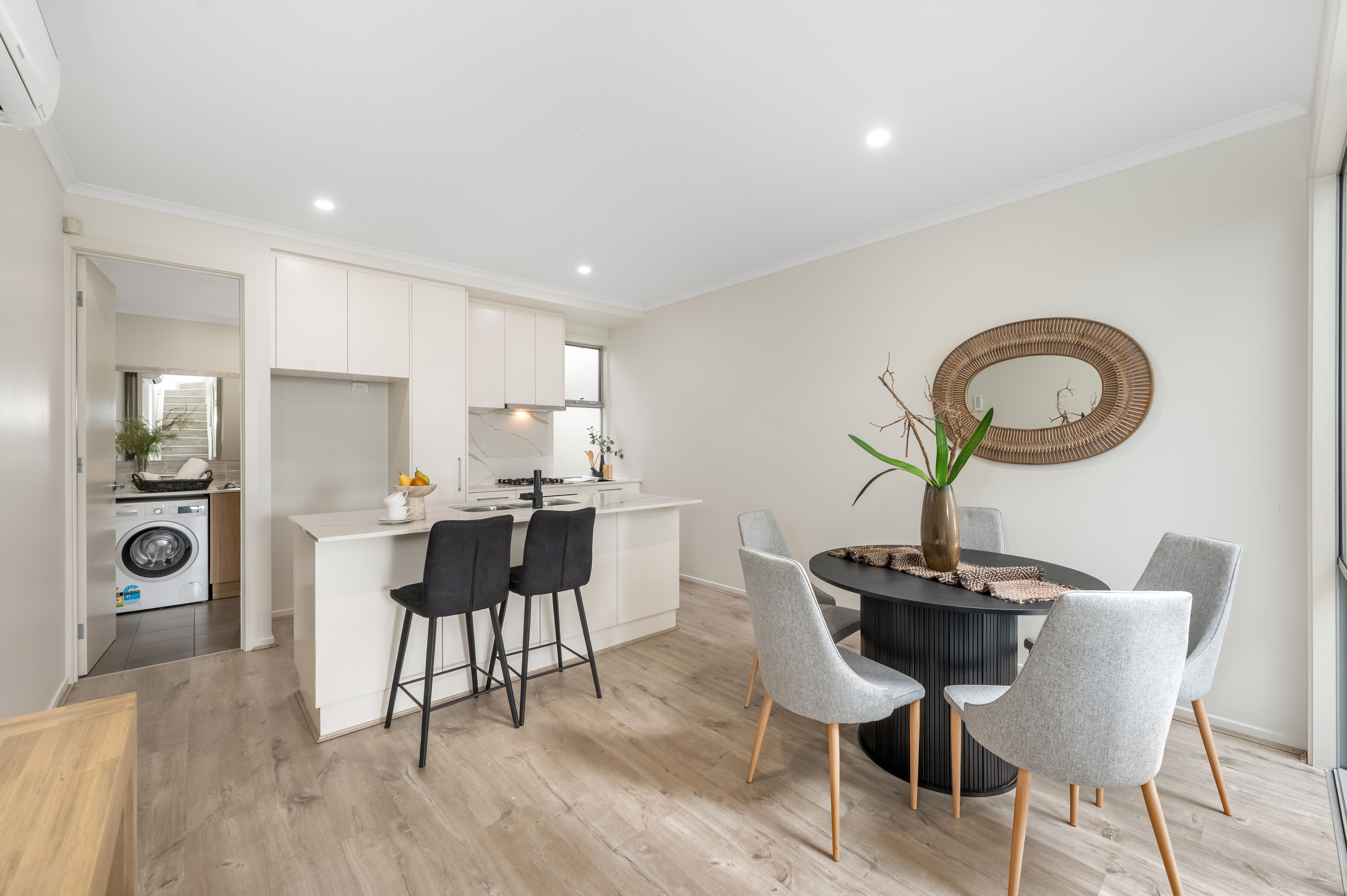 84 Tiara Street — photo 5 of 22