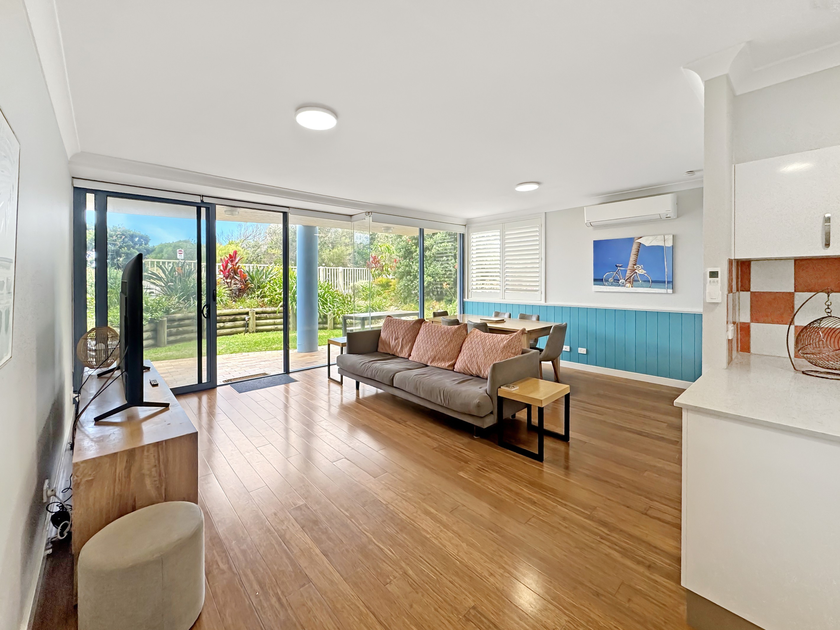 1/3 Beach Road, Hawks Nest, NSW 2324
