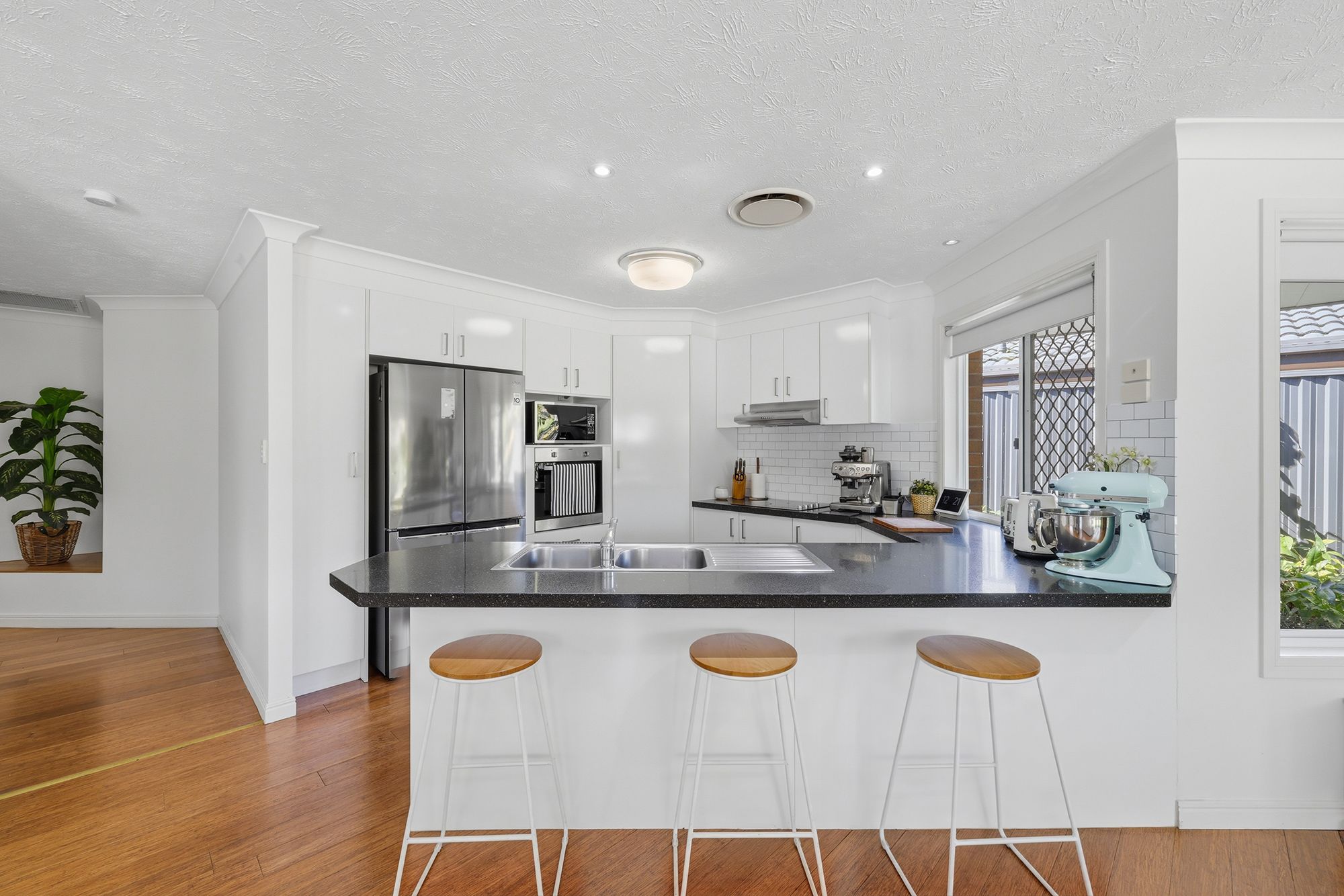 27 Ron Penhaligon Way — photo 7 of 26