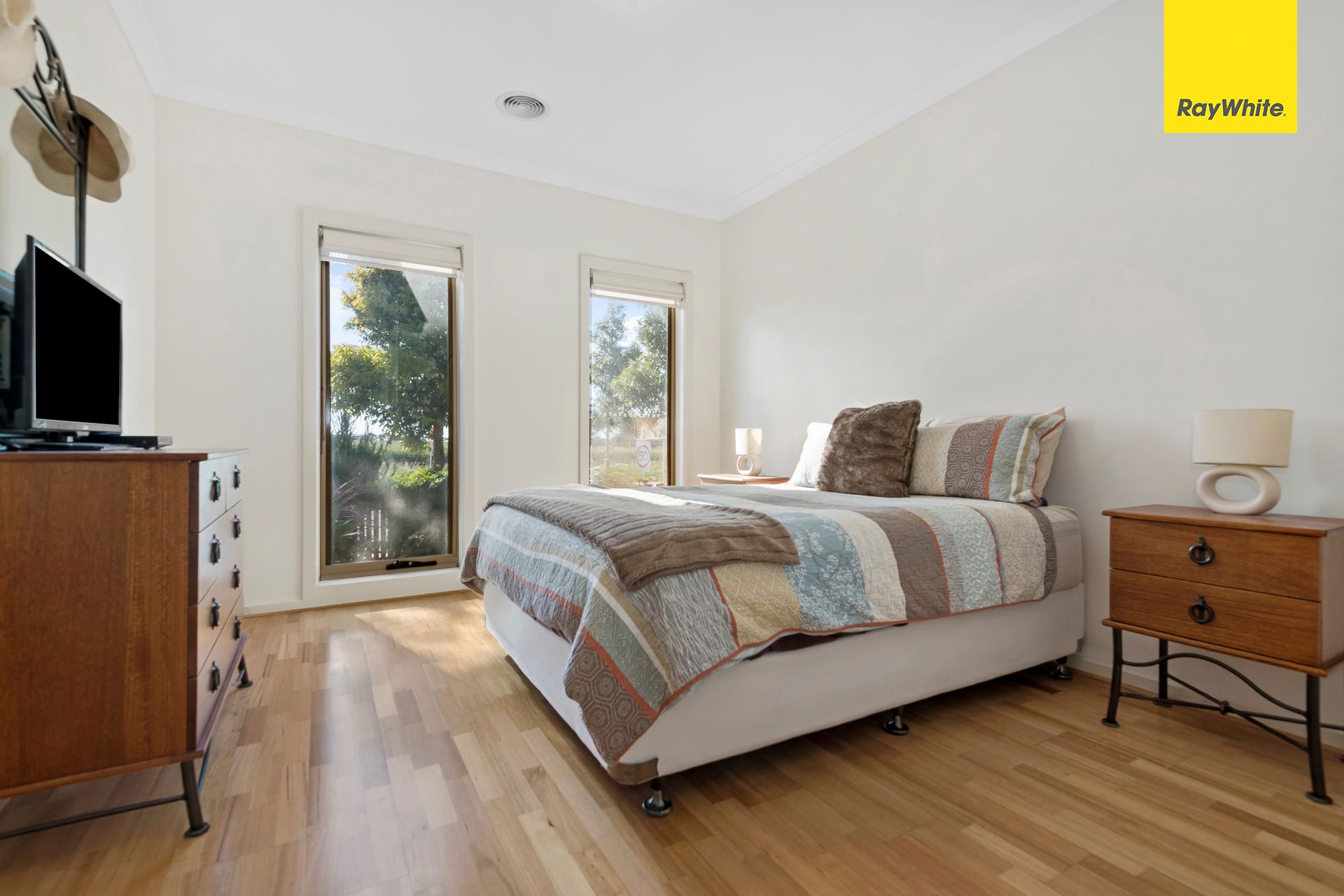 806 Eynesbury Road, Eynesbury, VIC 3338