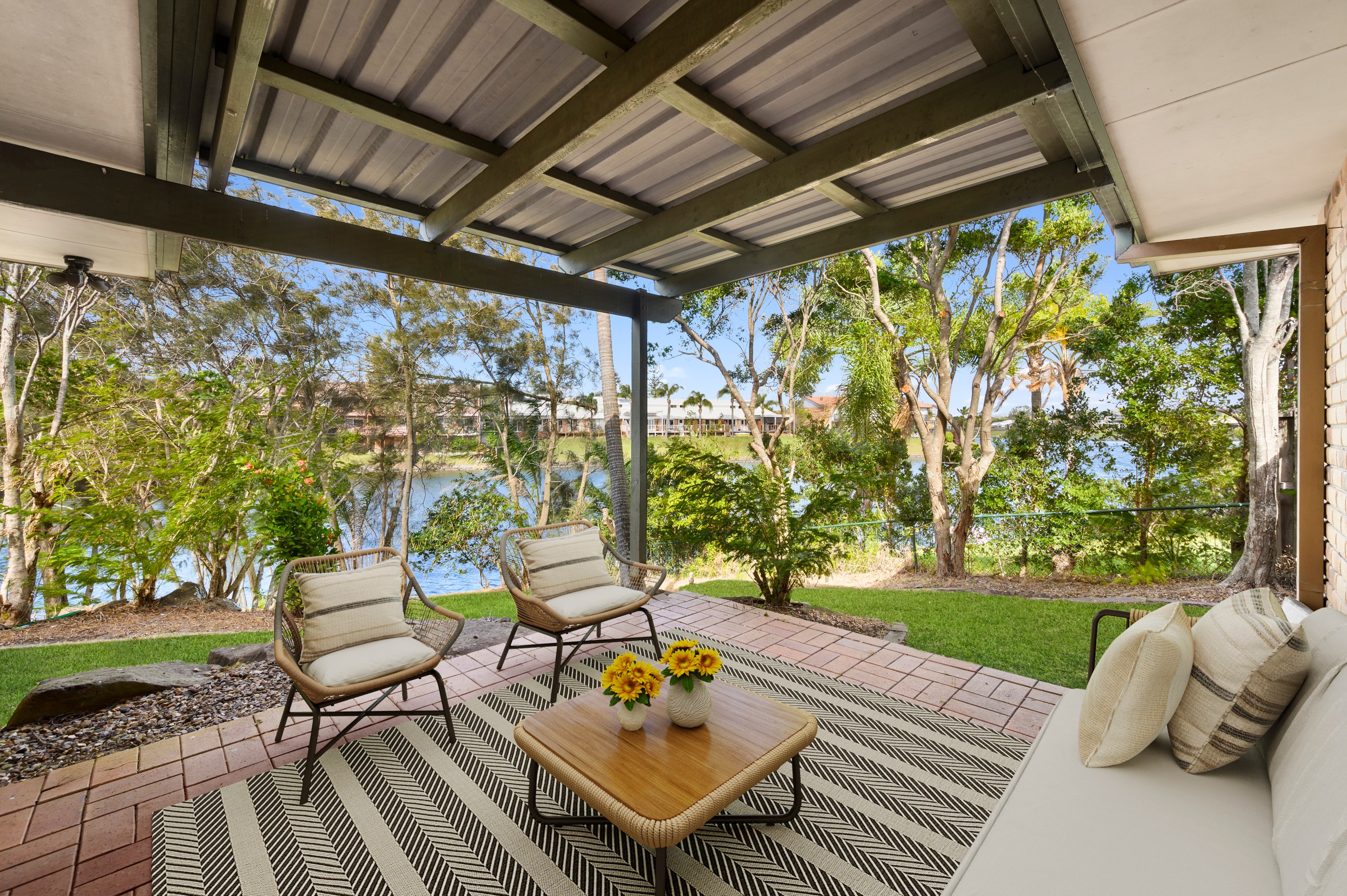 288 Christine Avenue, Varsity Lakes, QLD 4227