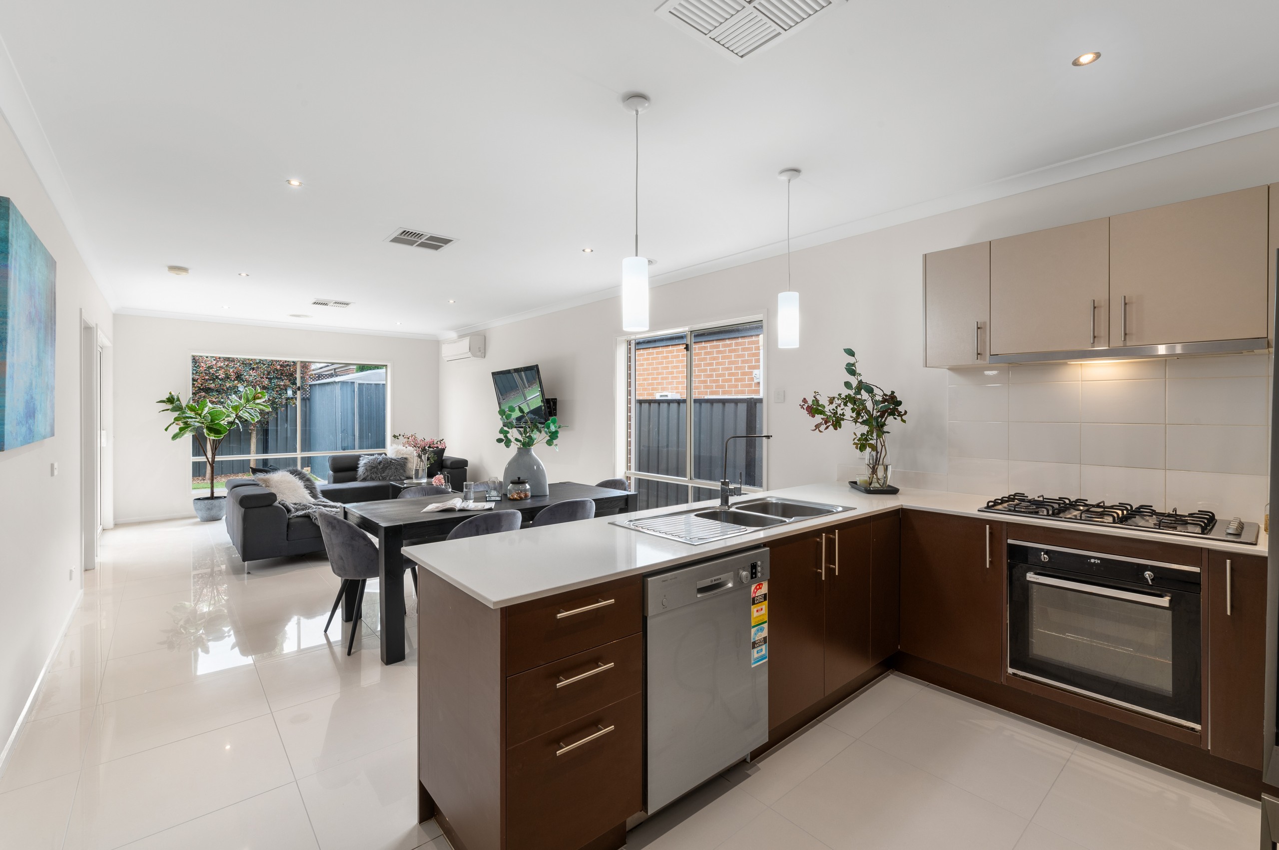 16 Jonesfield Street, Craigieburn, VIC 3064