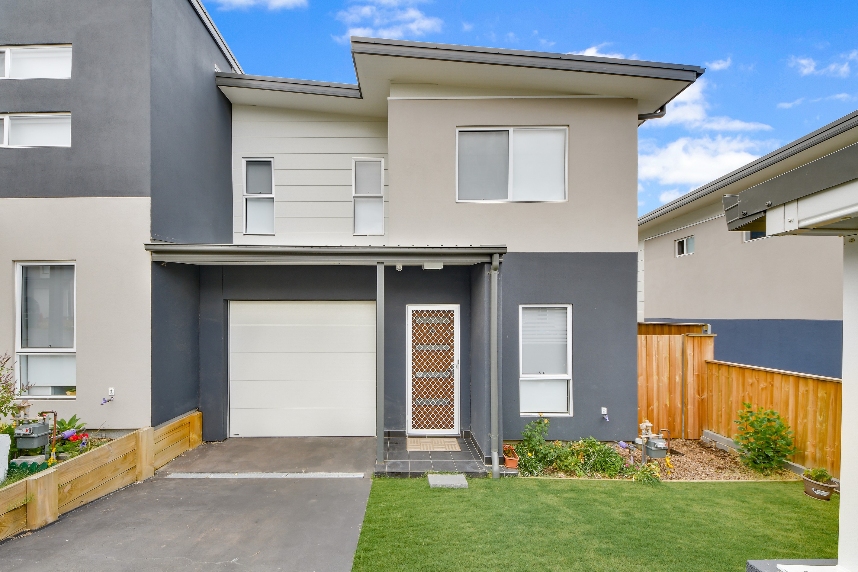 6/52A Atlantic Boulevarde, Glenfield, NSW 2167