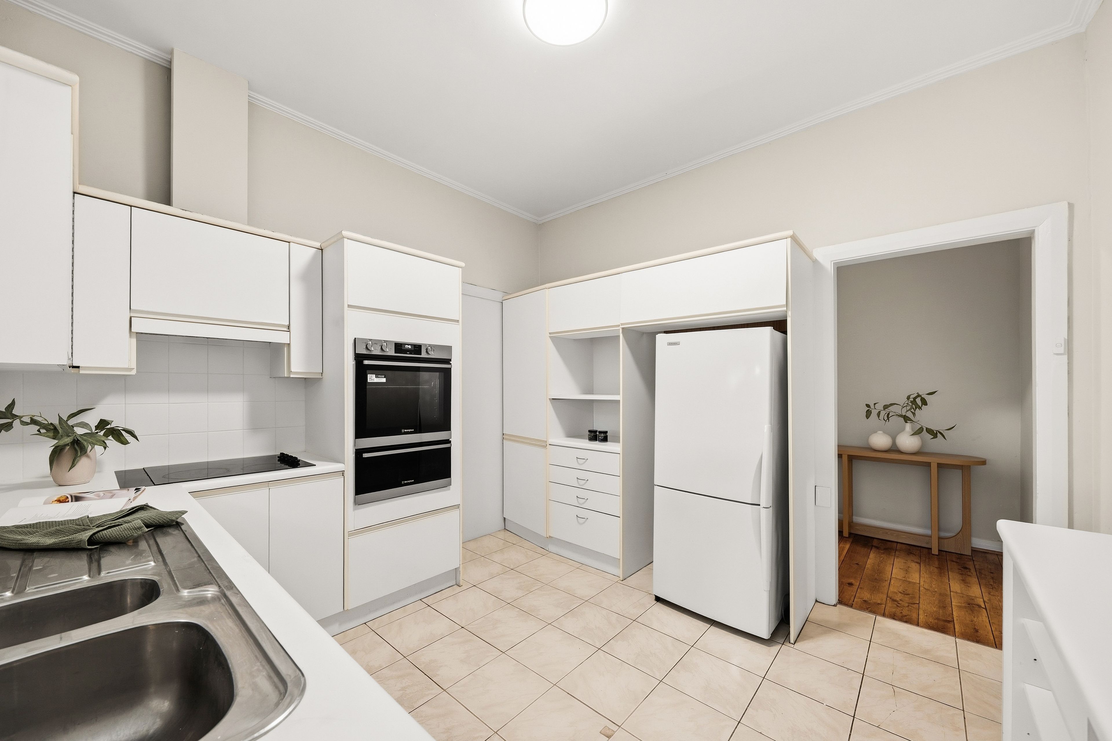 31 Glen Lossie Street — photo 8 of 21