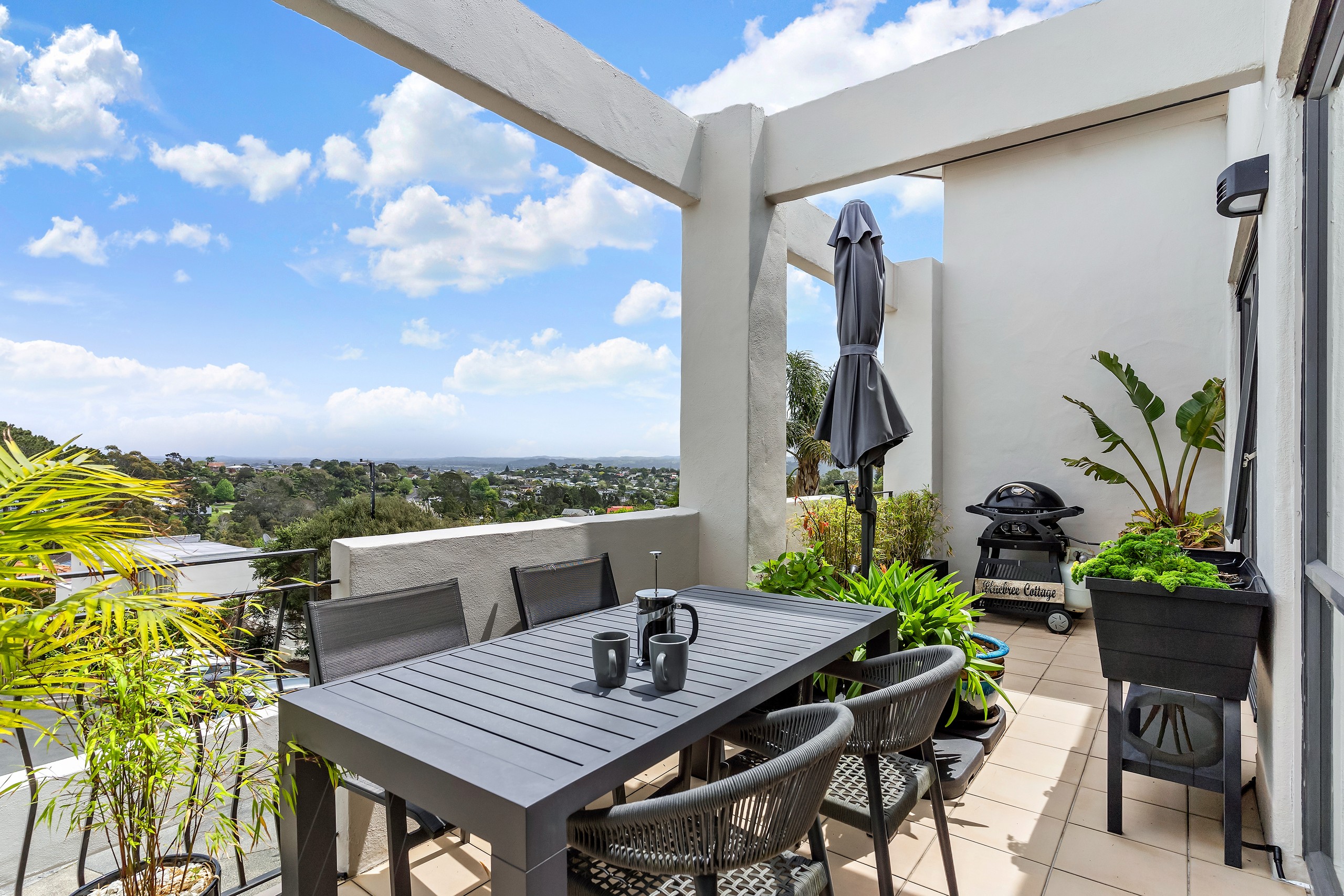 11/5 Monte Cassino Place, Birkdale, North Shore City