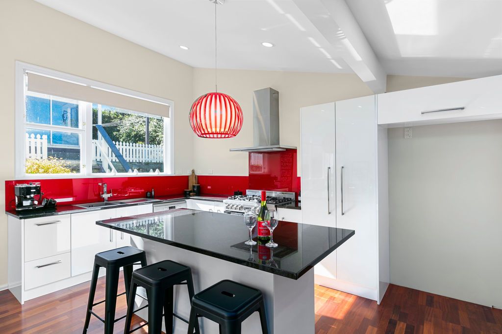 128 Moorefield Road, Johnsonville, Wellington City