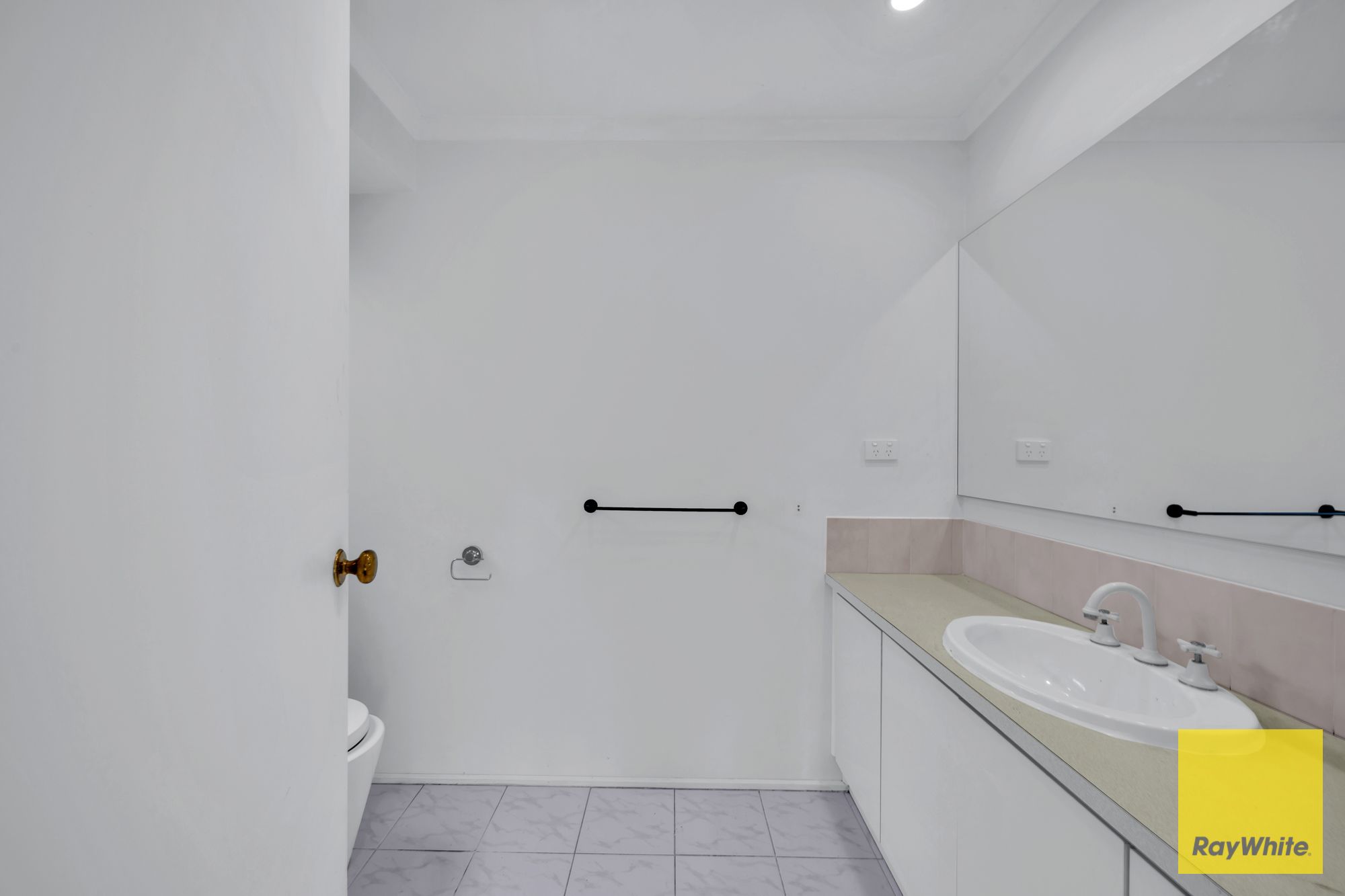 228 Bellbridge Drive — photo 19 of 30