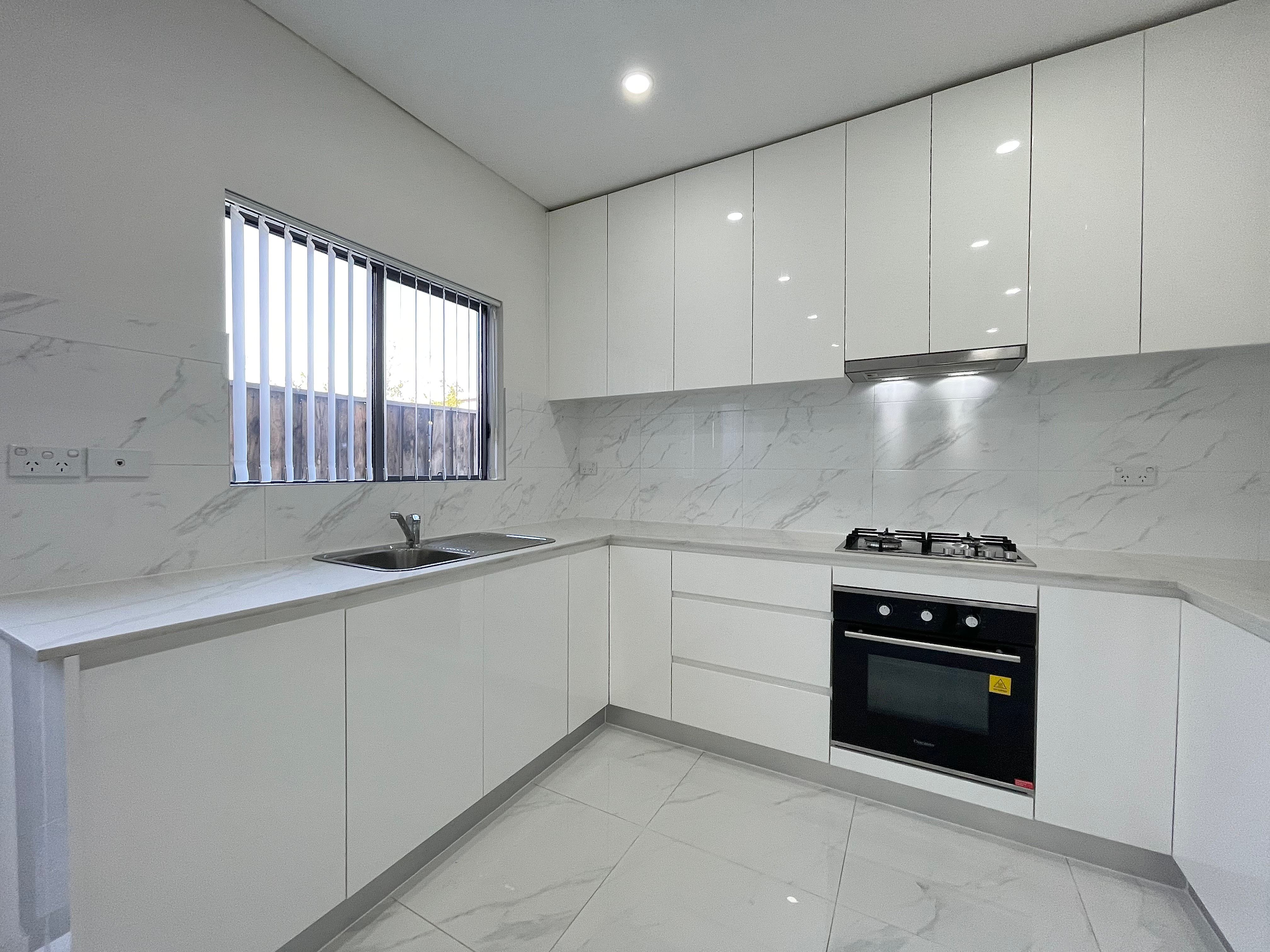 78a Longview Road, GLEDSWOOD HILLS, NSW 2557