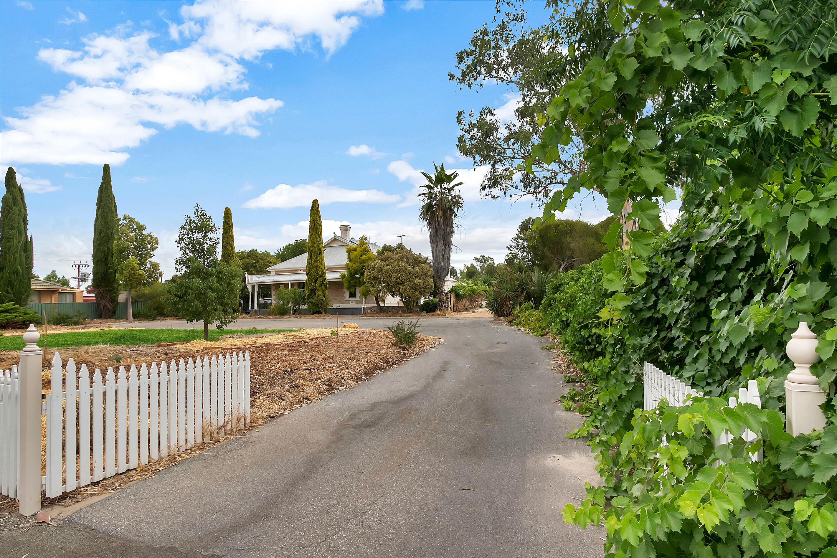 8 Lyndoch Valley Road, Lyndoch, SA 5351