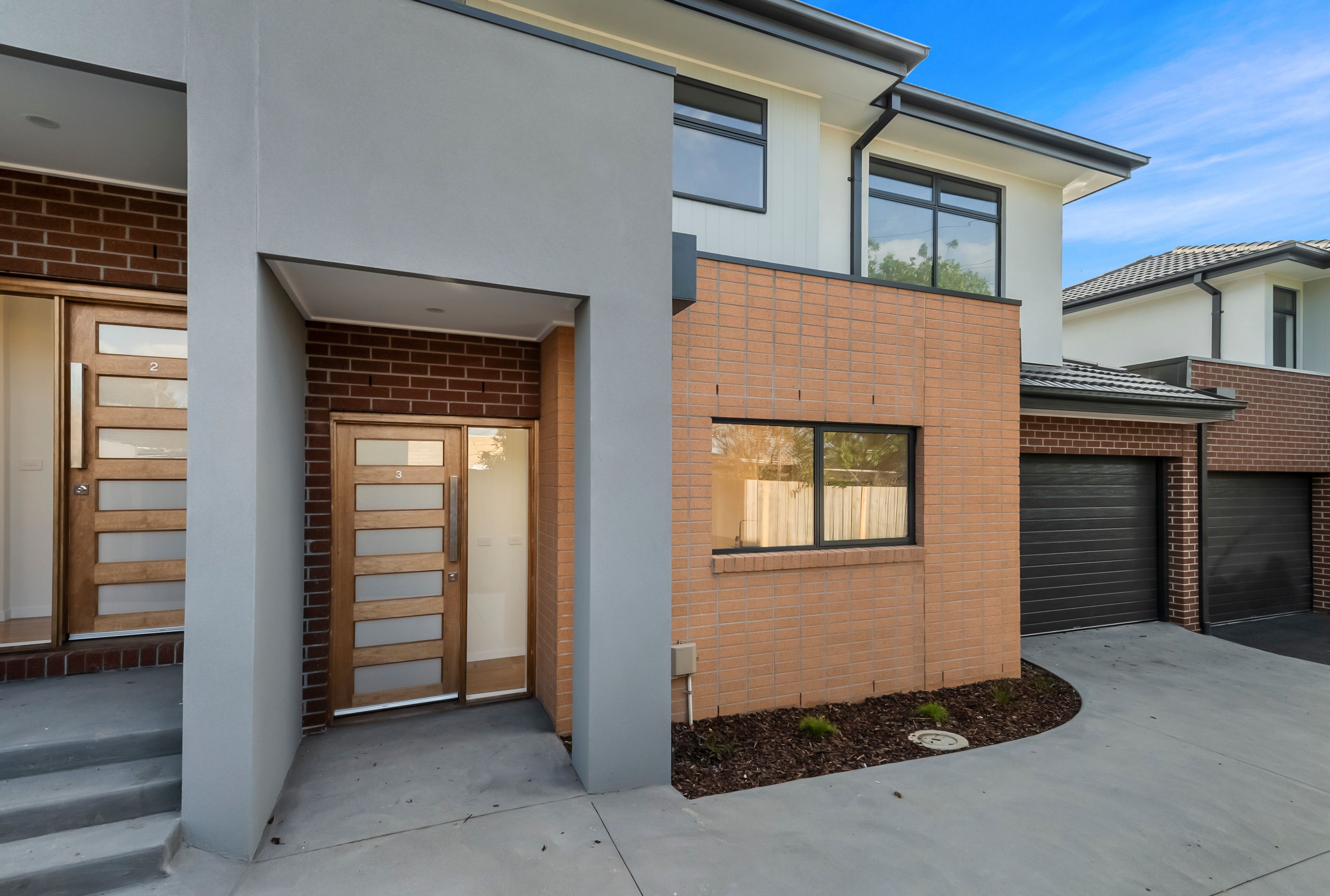 2&3/295 Greenwood Drive, Watsonia, VIC 3087