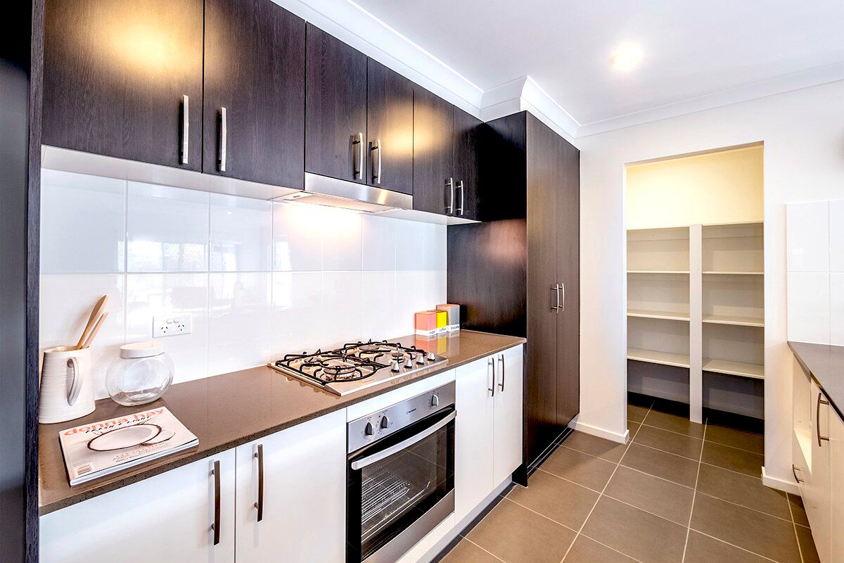 13 Canopy Grove, Cranbourne East, VIC 3977