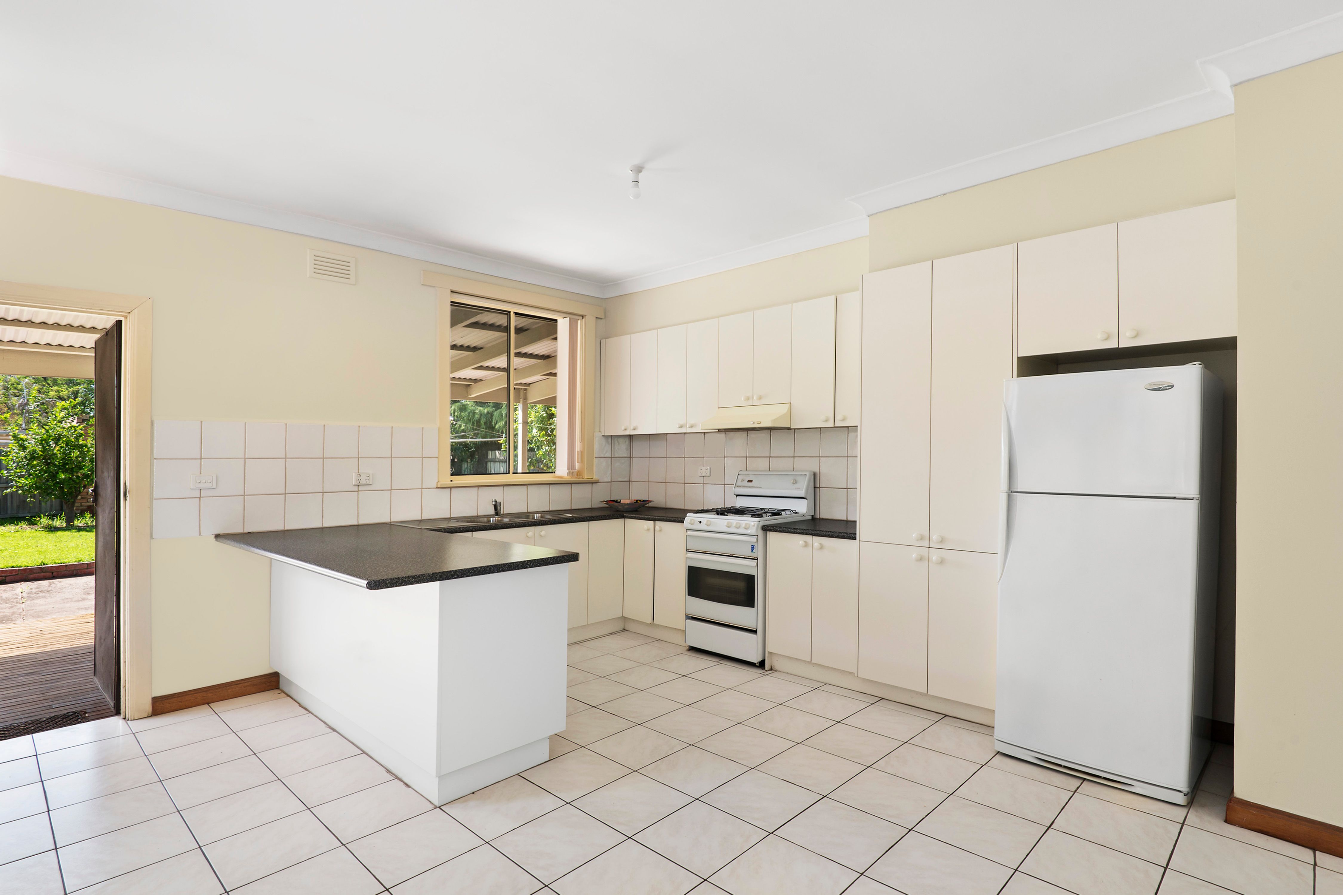 240 Warrigal Road, Oakleigh South, VIC 3167
