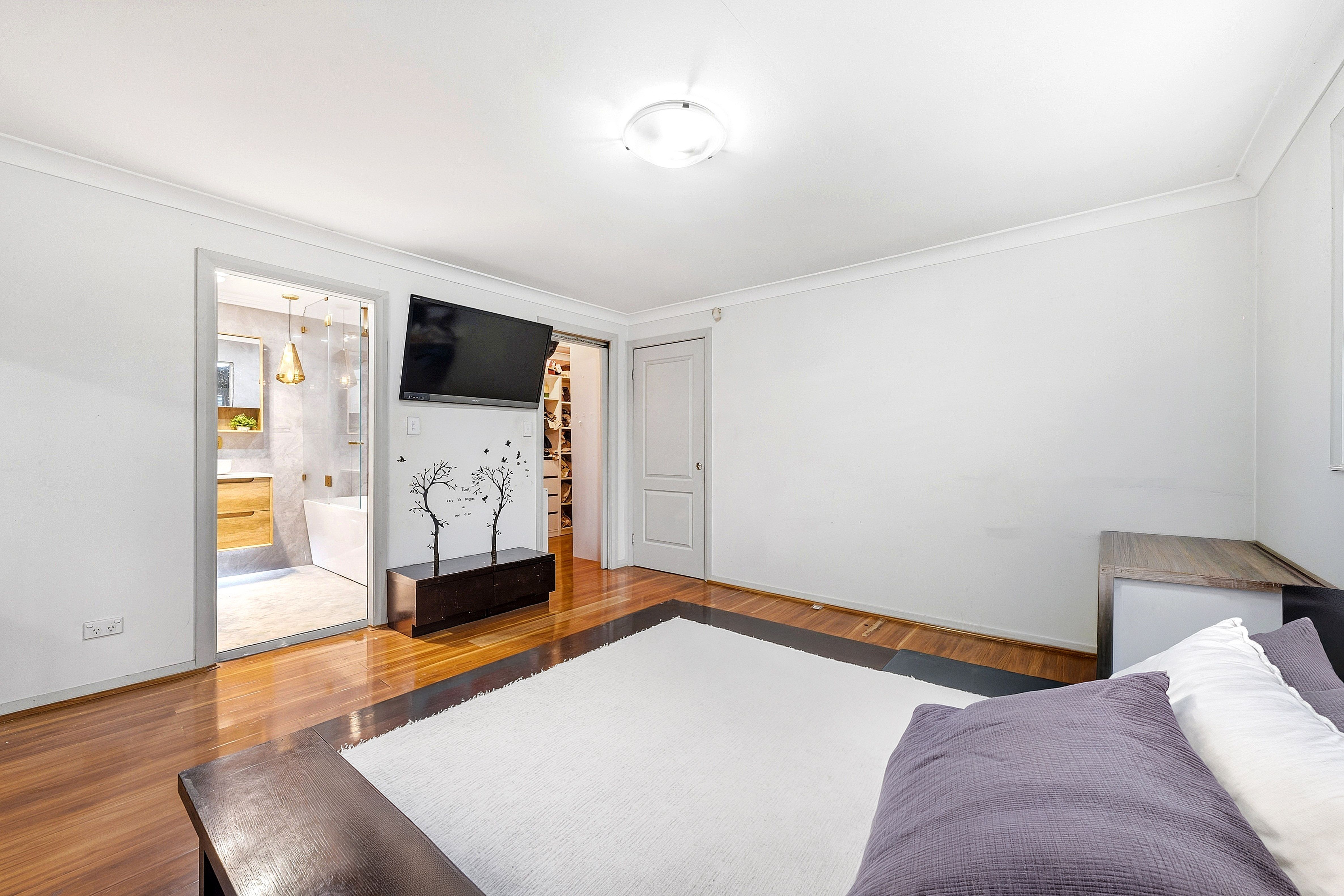 10 Gough Avenue — photo 8 of 14