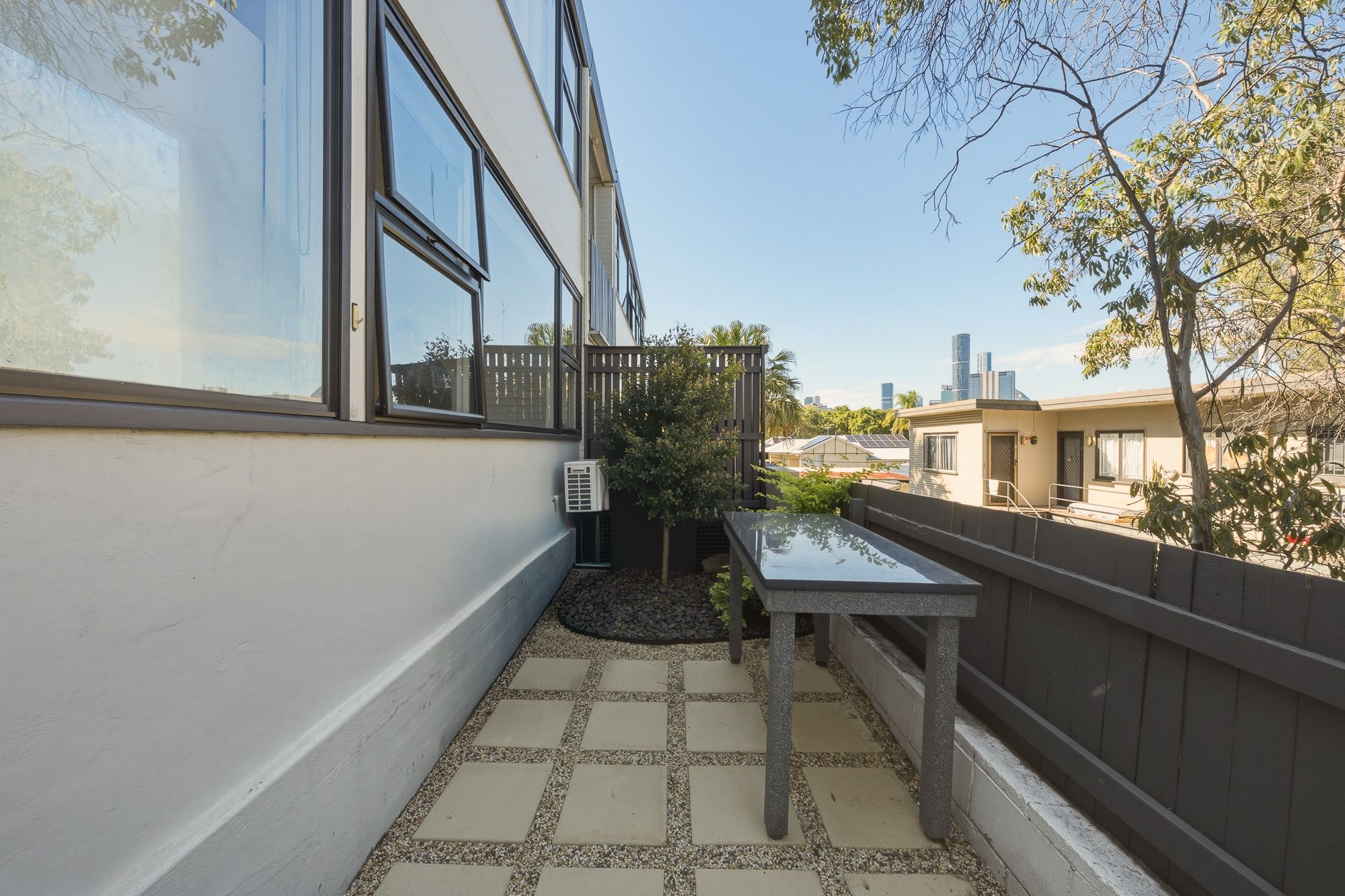 3/24 Mullin Street — photo 4 of 13