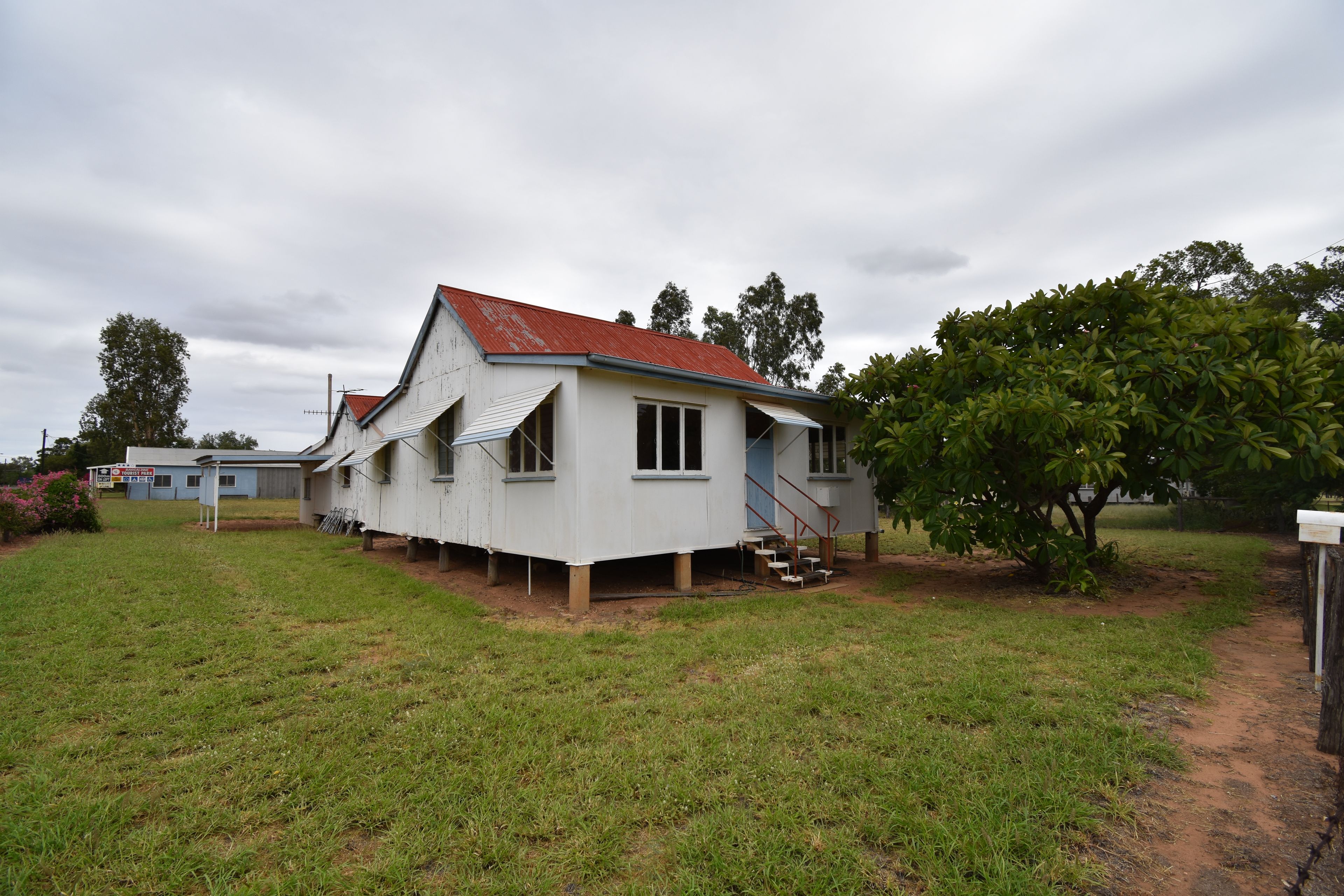 119 Ash Street, Barcaldine QLD 4725