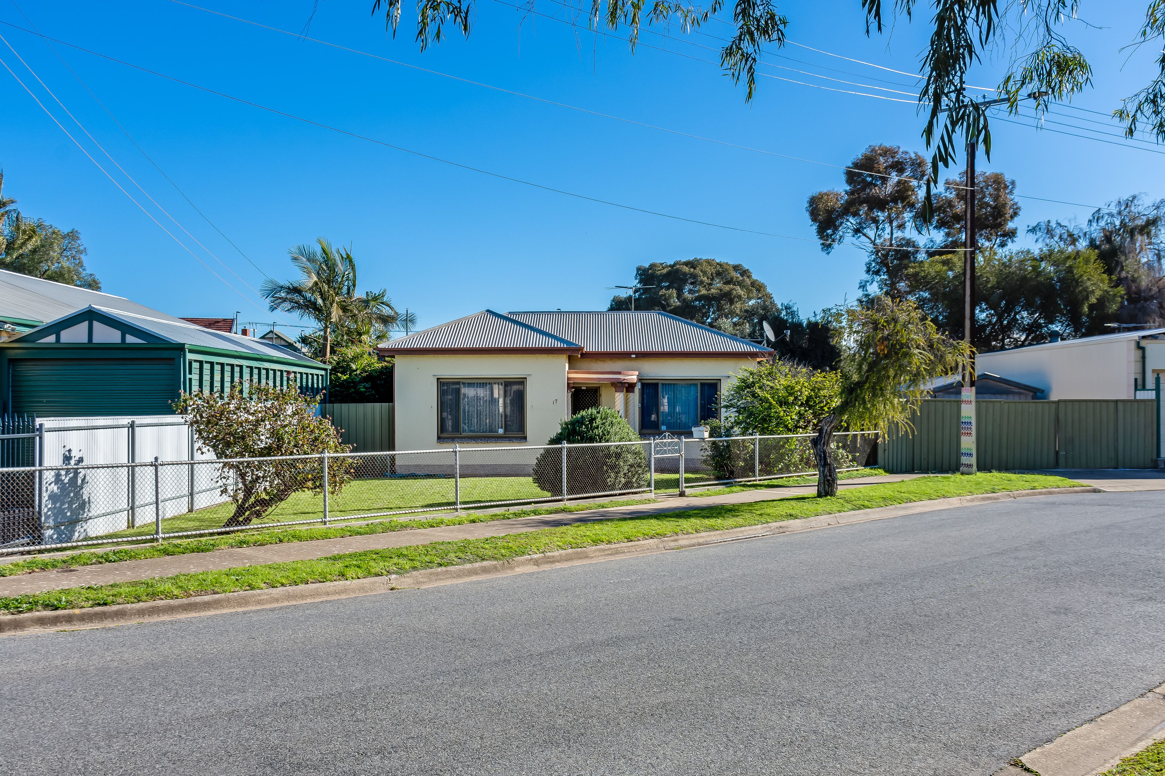 17 Regent Street, Pennington, SA 5013