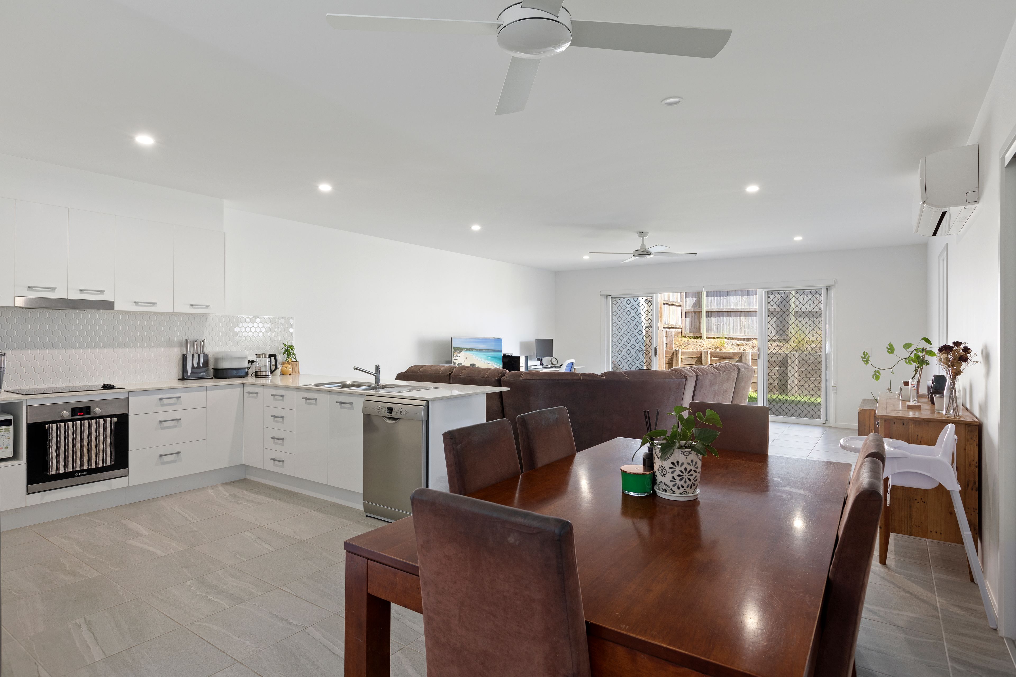 2/6 Butcherbird Crescent, Bli Bli, QLD 4560