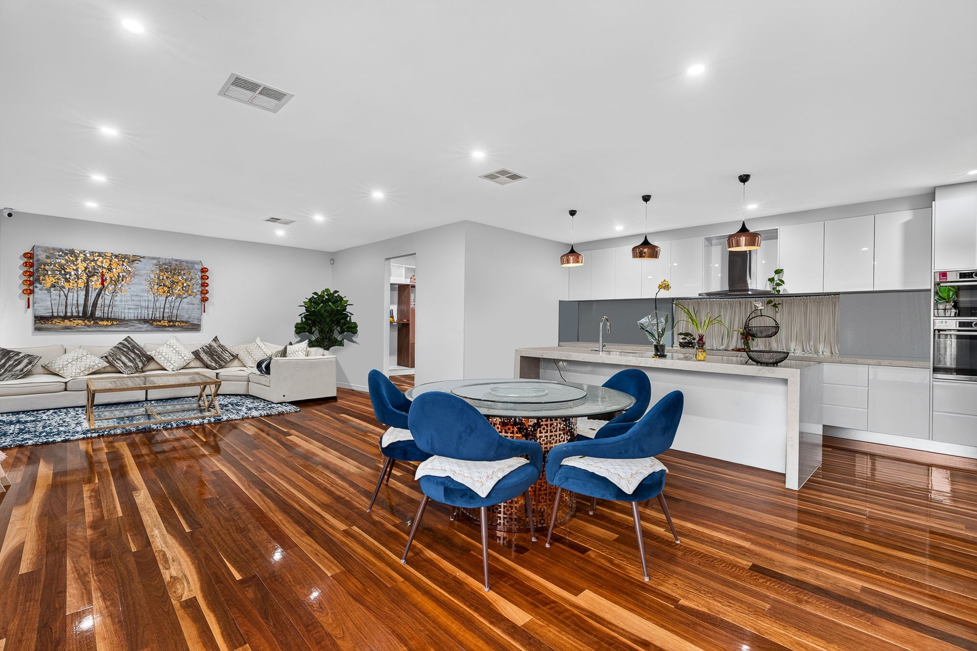 1/72 Willow Avenue — photo 4 of 15