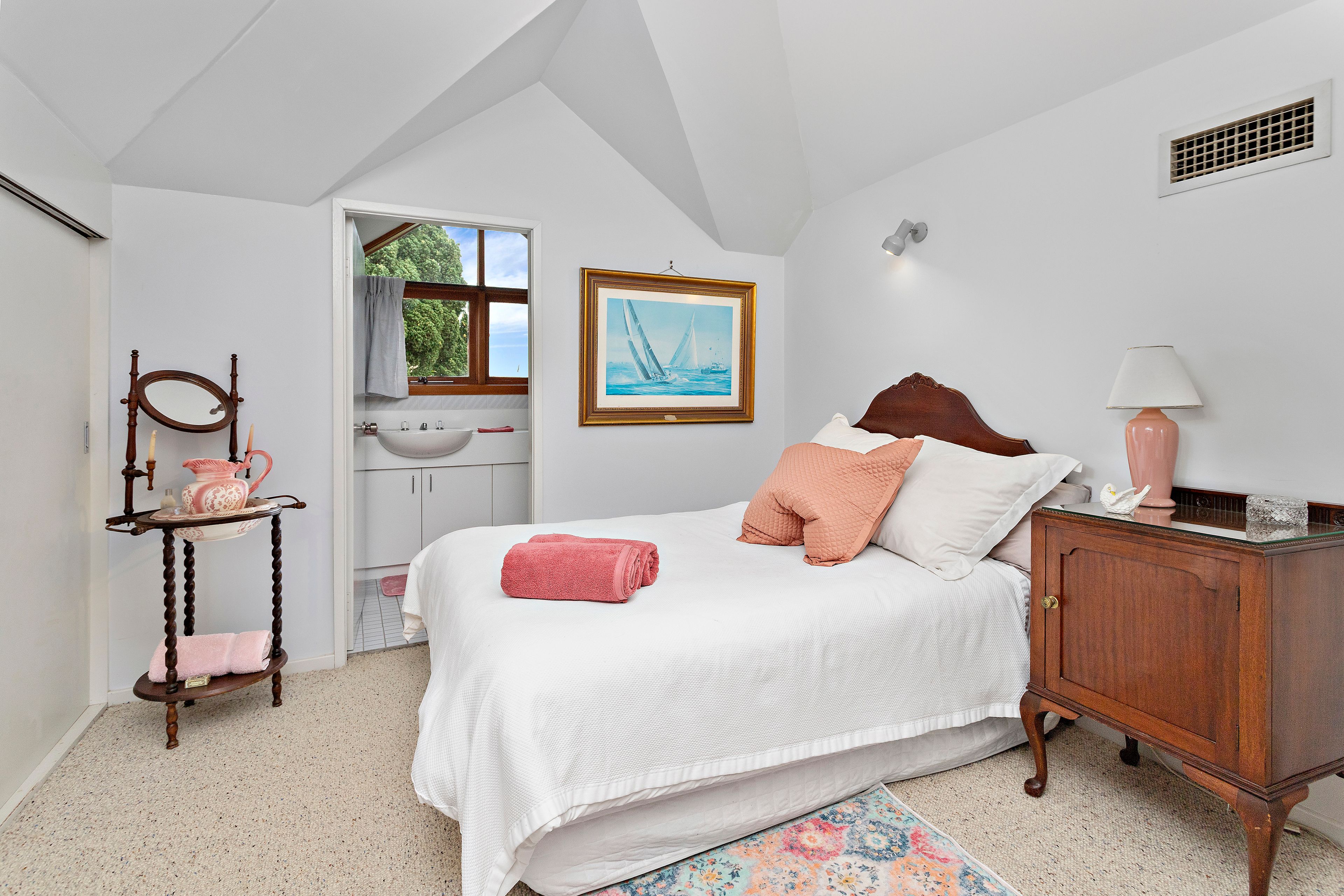 71 Boxsells Lane — photo 17 of 26
