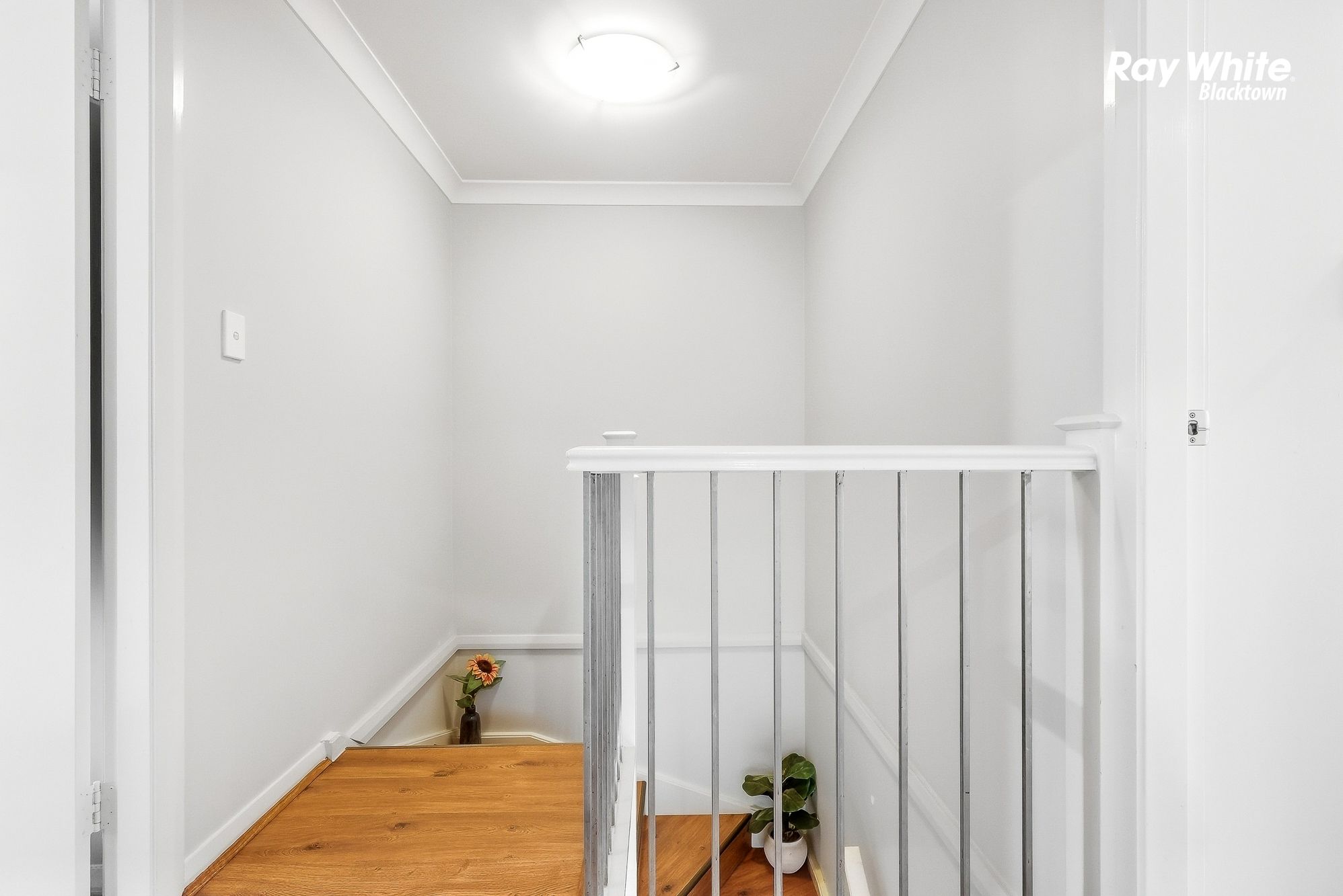 4/42 Highpoint Drive — photo 18 of 28