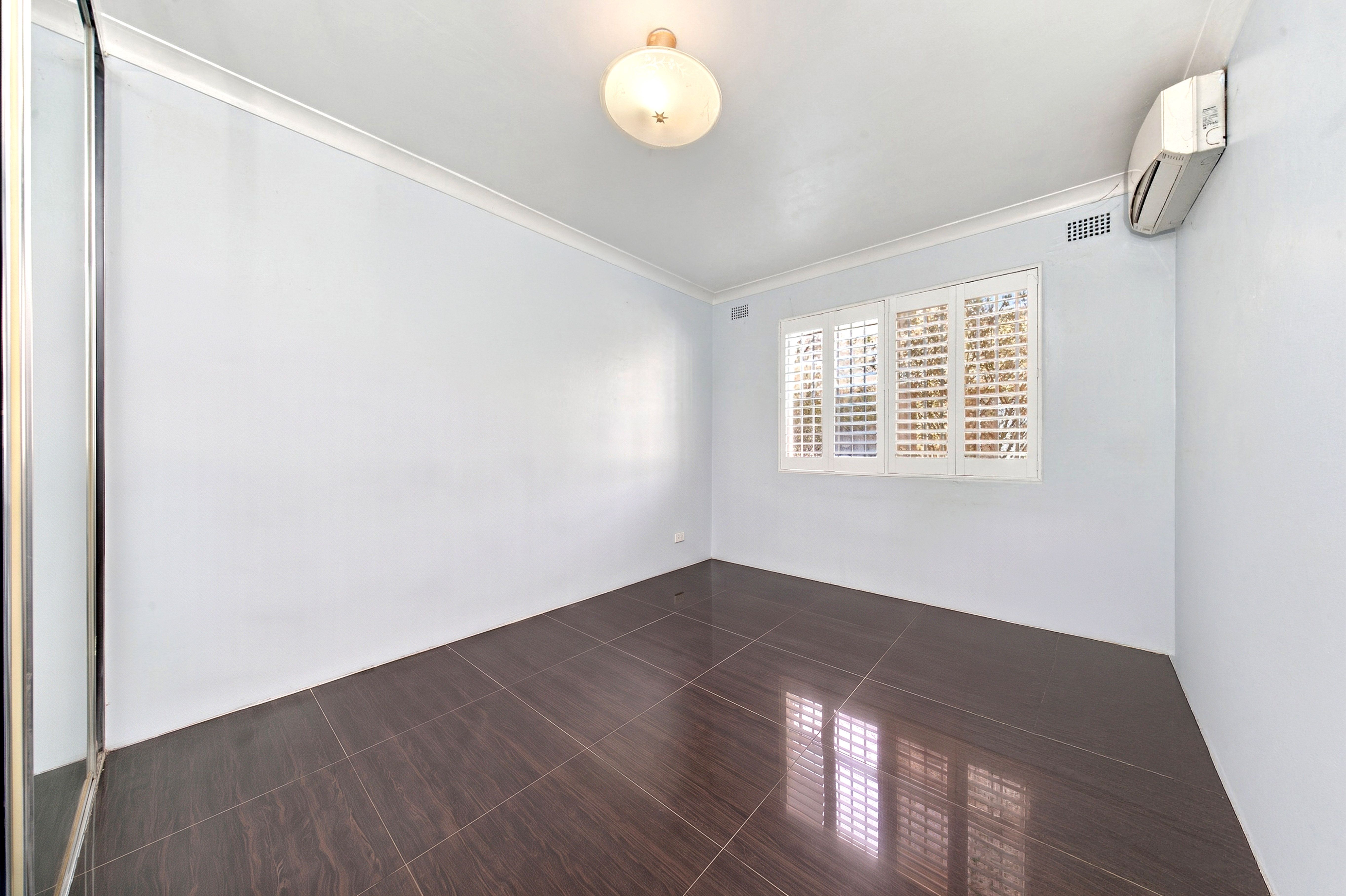 2/33 Cornelia Street — photo 5 of 10
