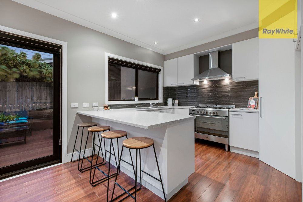2/58 Glenfern Road, Ferntree Gully, VIC 3156