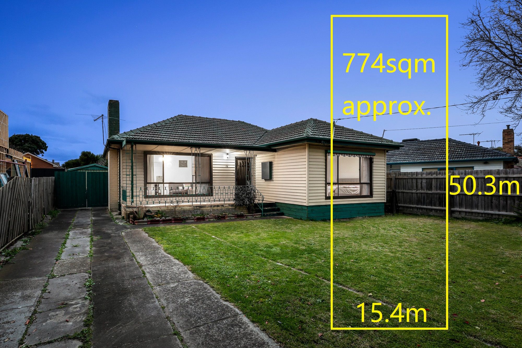16 Arunta Crescent, Clarinda VIC 3169