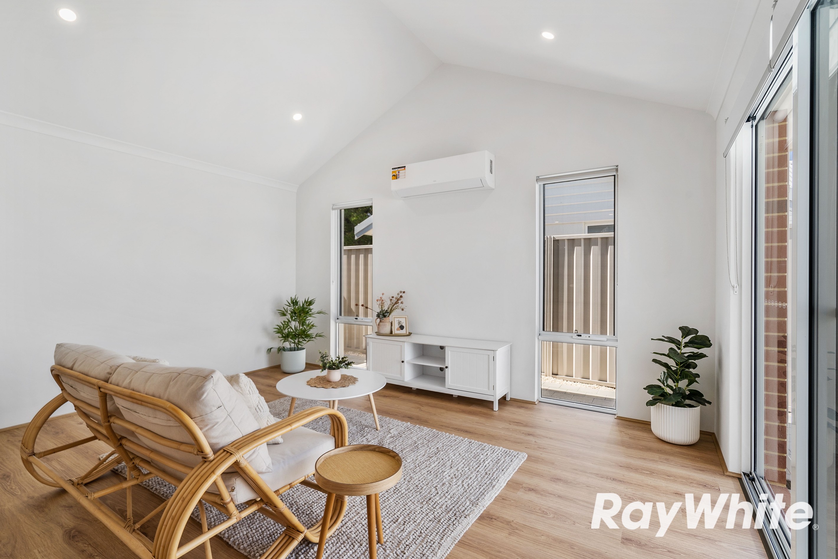 10/101 Oakleigh Drive, Erskine, WA 6210