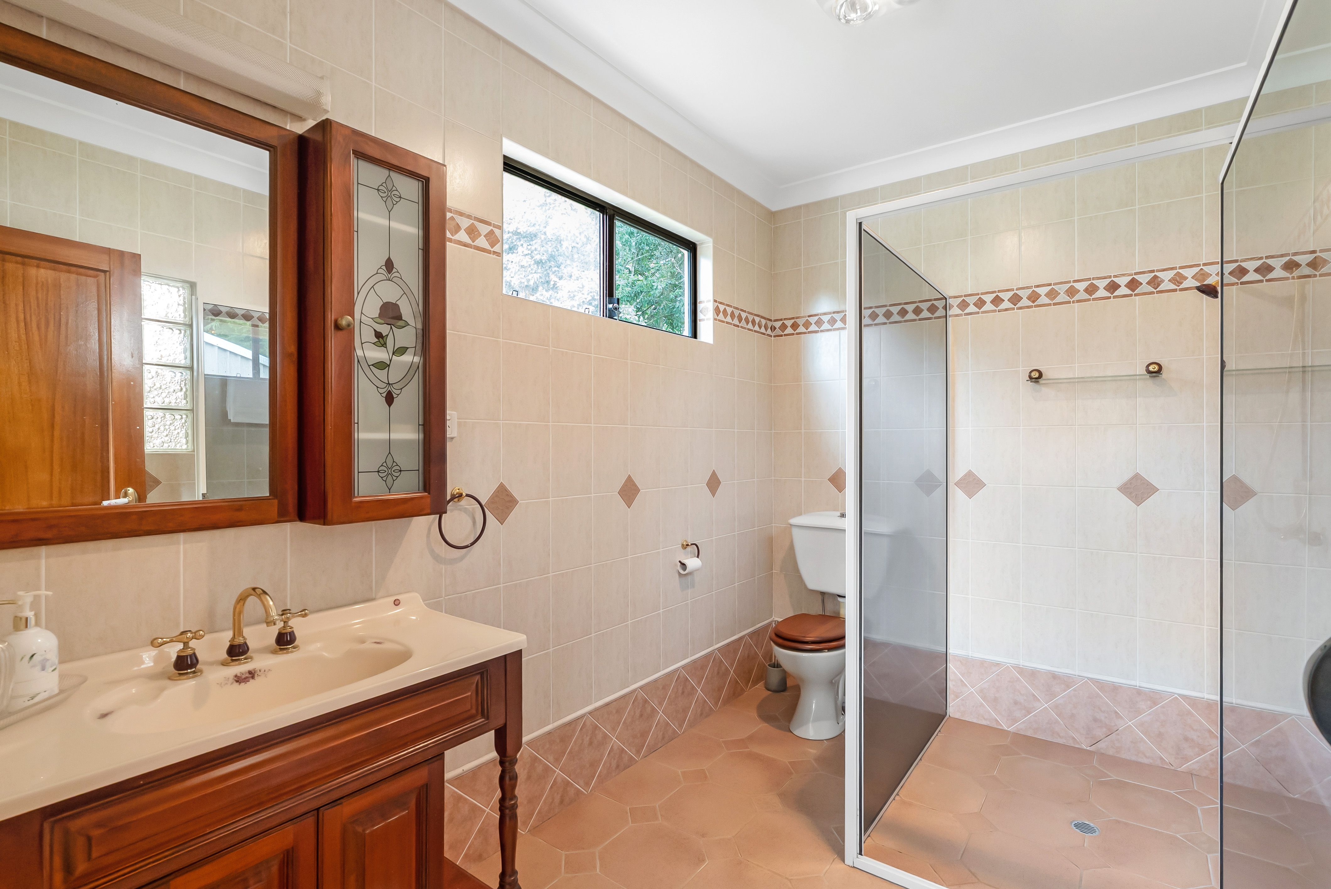 11 Andrews Road — photo 17 of 30