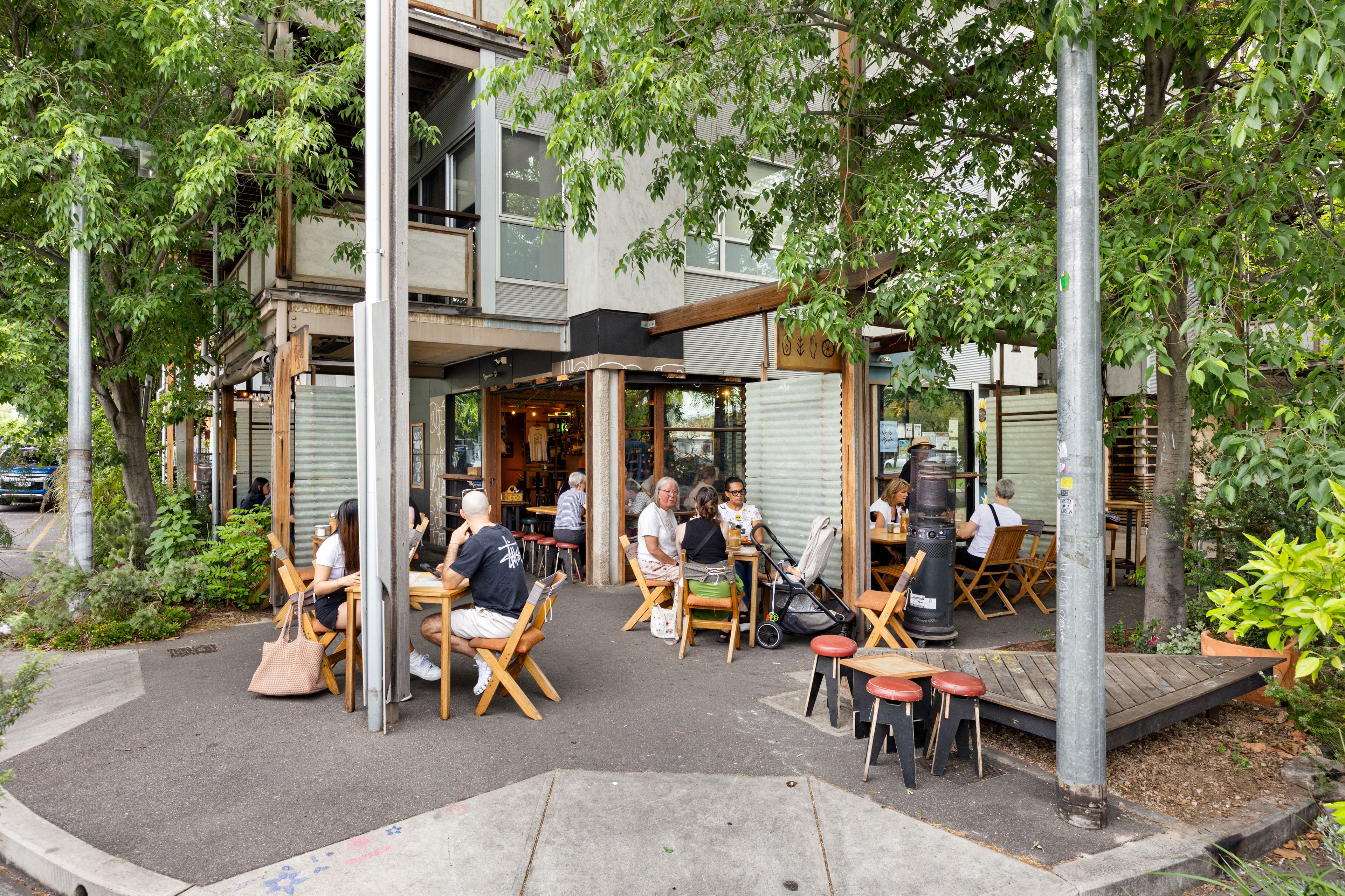 203/129 Sturt Street — photo 13 of 17
