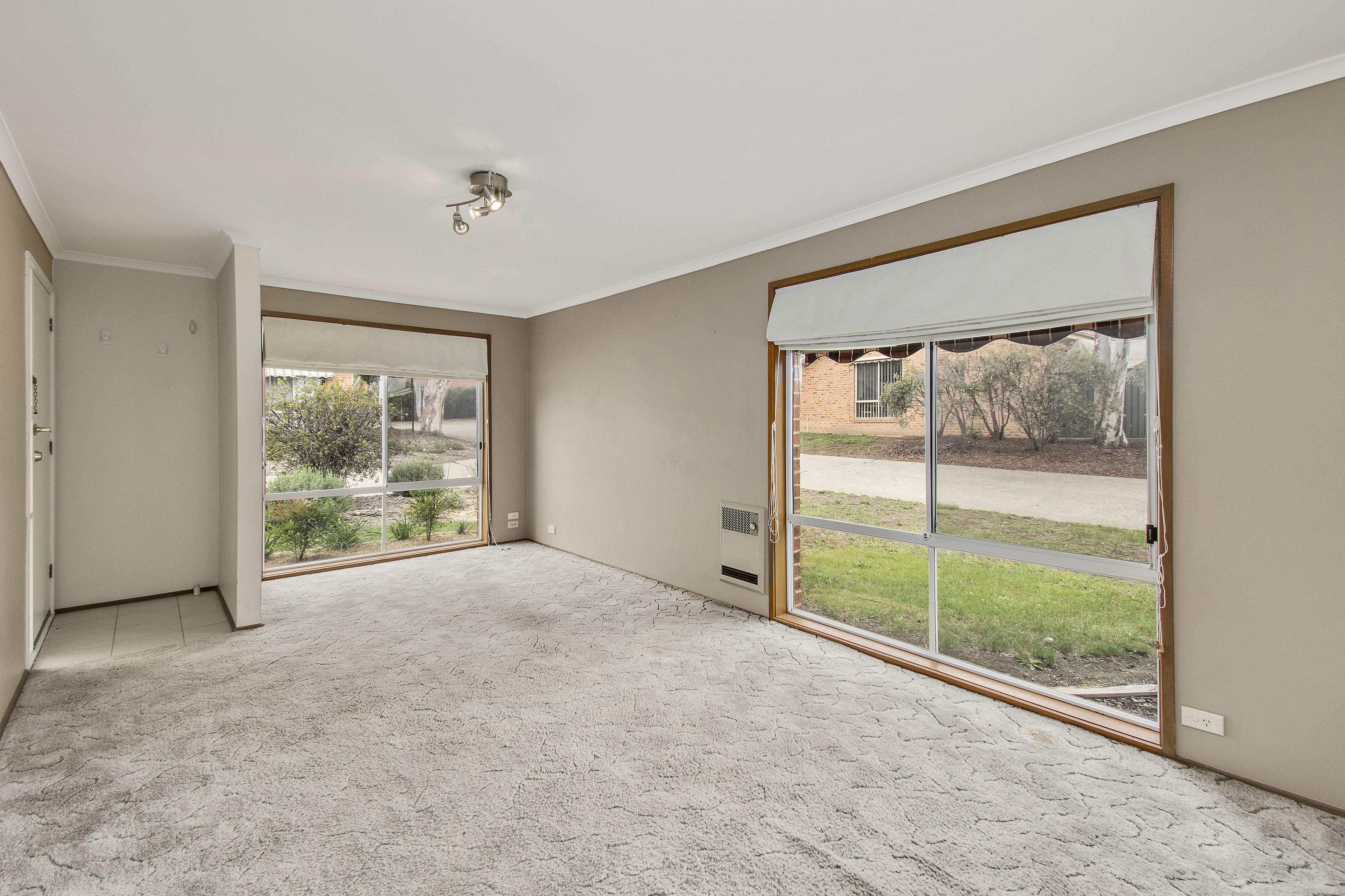52/67 Ern Florence Crescent, Theodore, ACT 2905