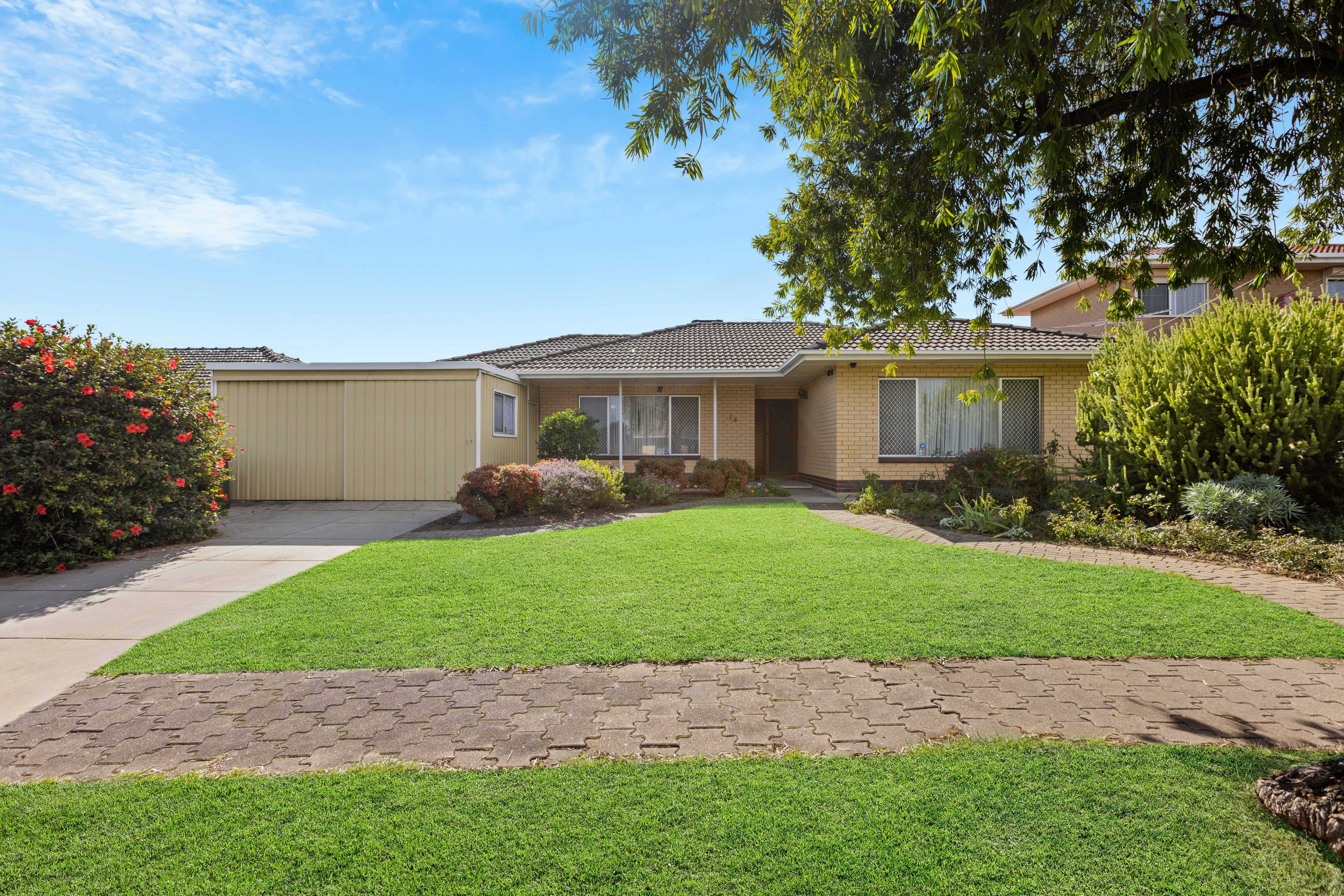 14 Nanette Road, Valley View SA 5093