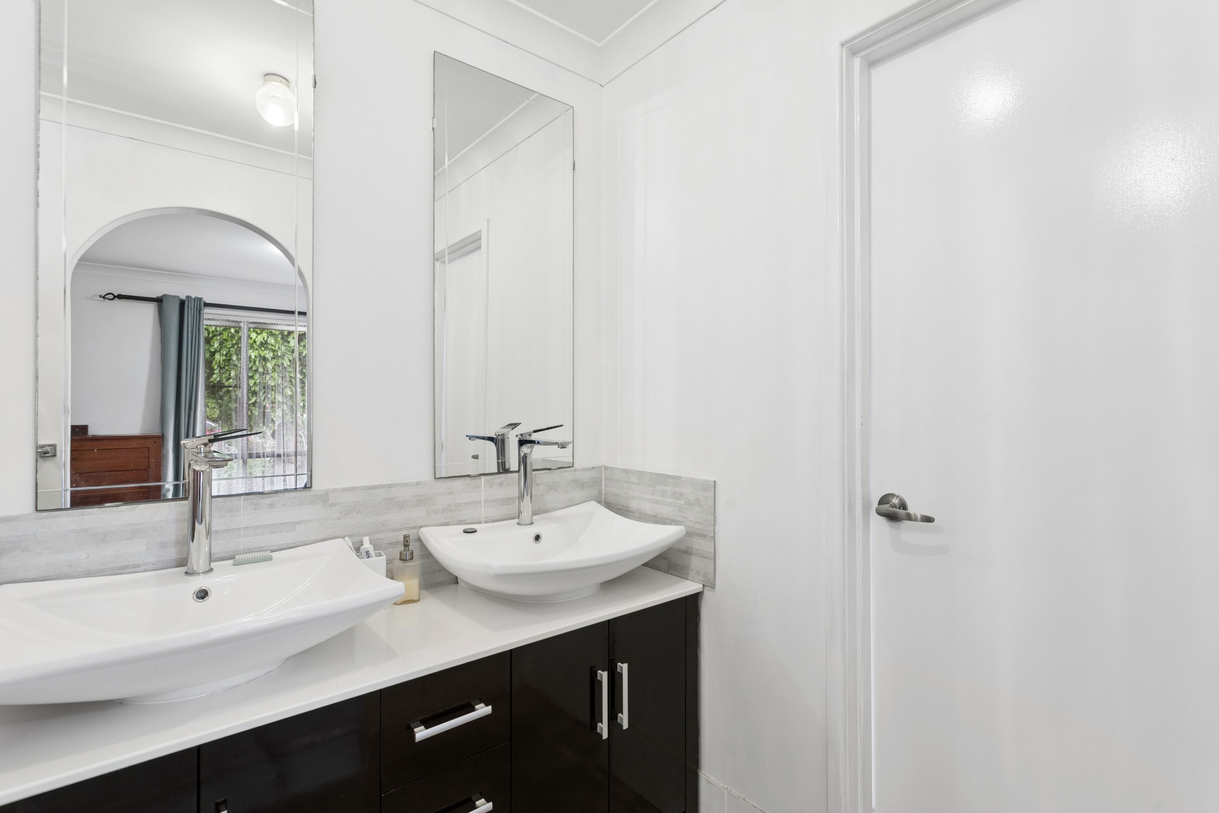 3 Hampstead Court — photo 13 of 27
