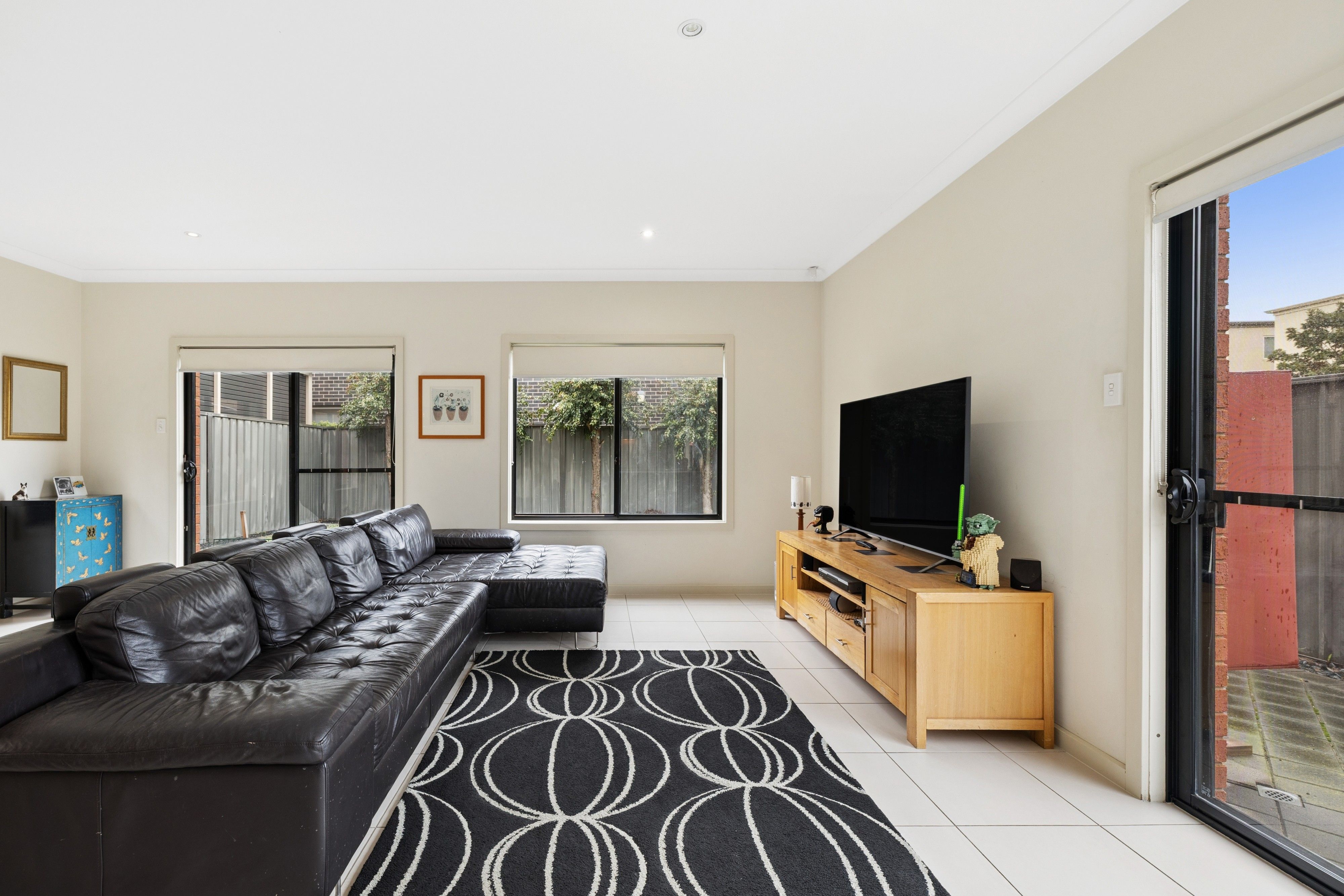 14 Heysen Crescent — photo 7 of 23