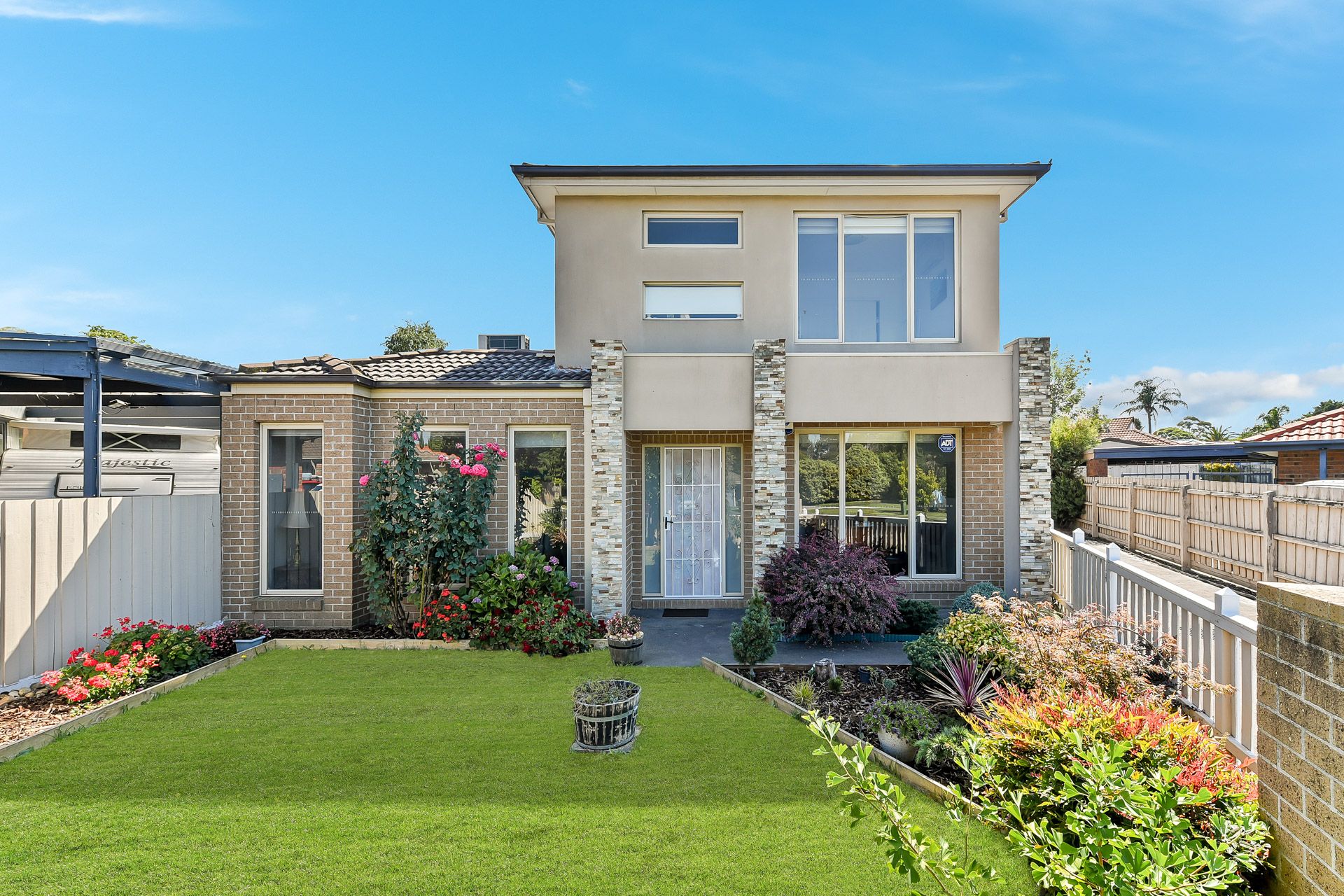 4 Daniher Close, Berwick VIC 3806
